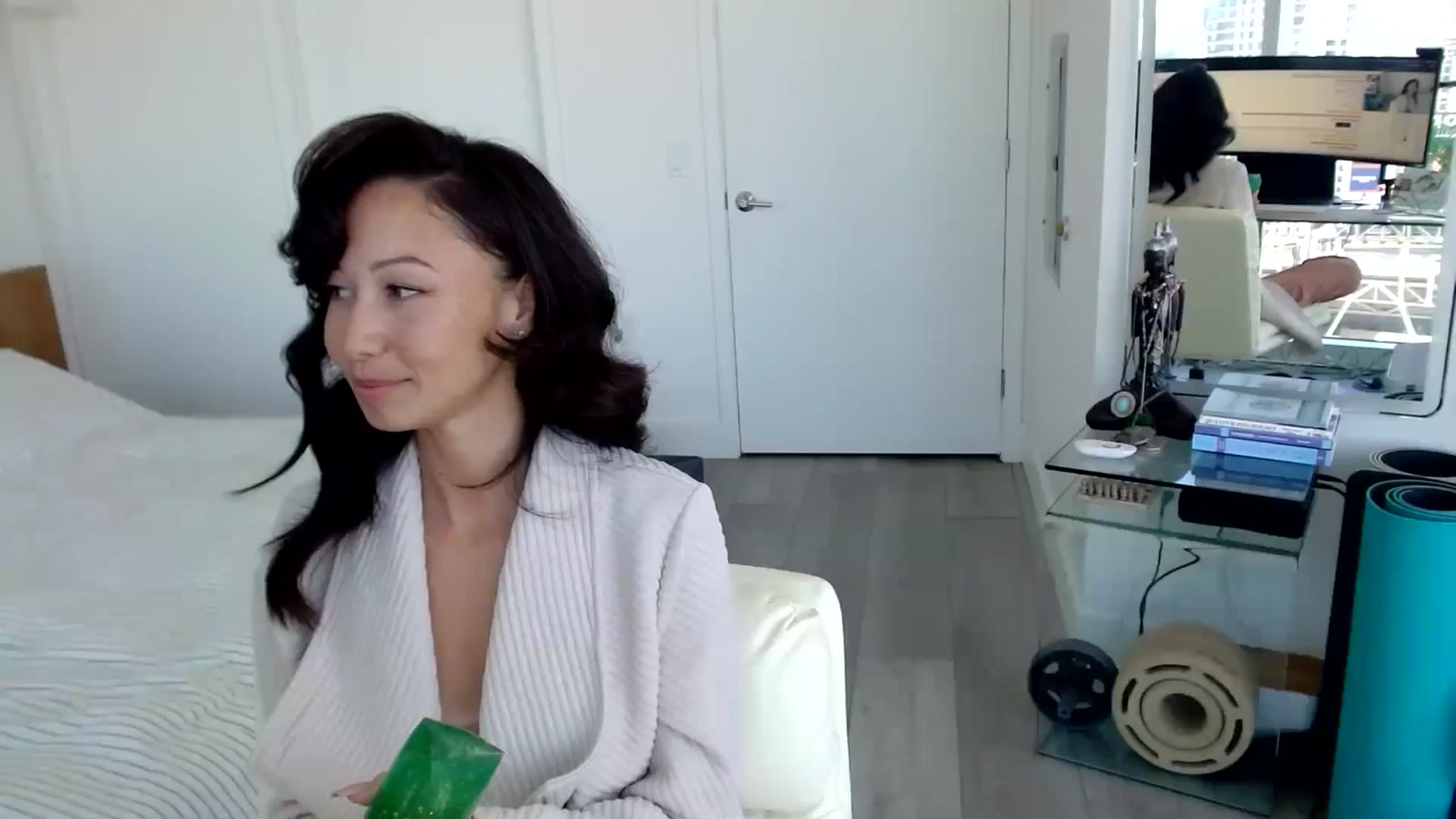 Gallery image thumbnail from ALL_MinnieB00's myfreecams stream on, 08/13/2024, 19:44 image 20 of 20