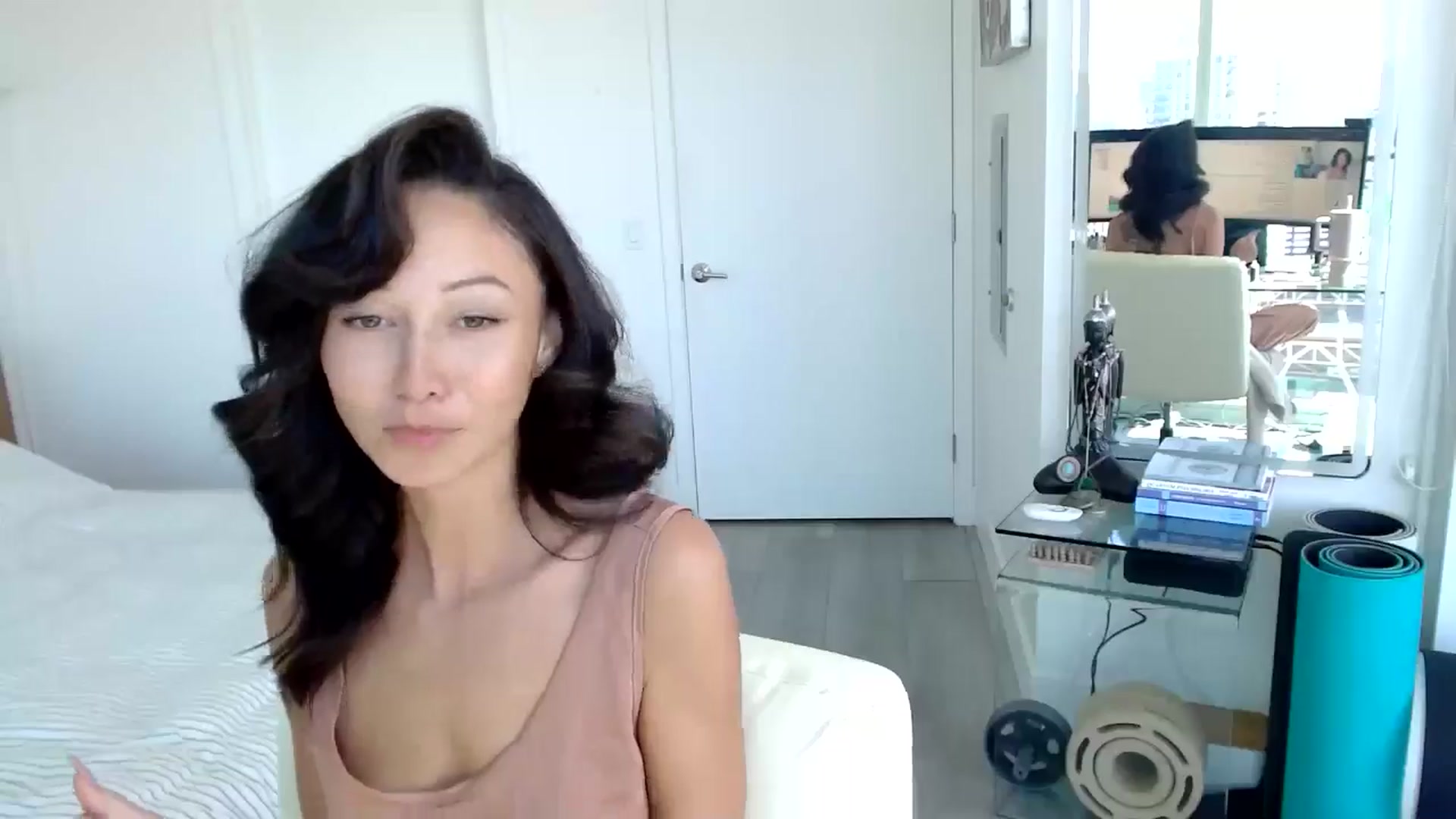 Gallery image thumbnail from ALL_MinnieB00's myfreecams stream on, 08/13/2024, 21:33 image 14 of 20