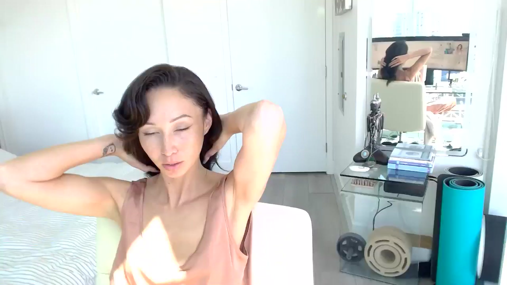 Gallery image thumbnail from ALL_MinnieB00's myfreecams stream on, 08/13/2024, 22:12 image 3 of 20