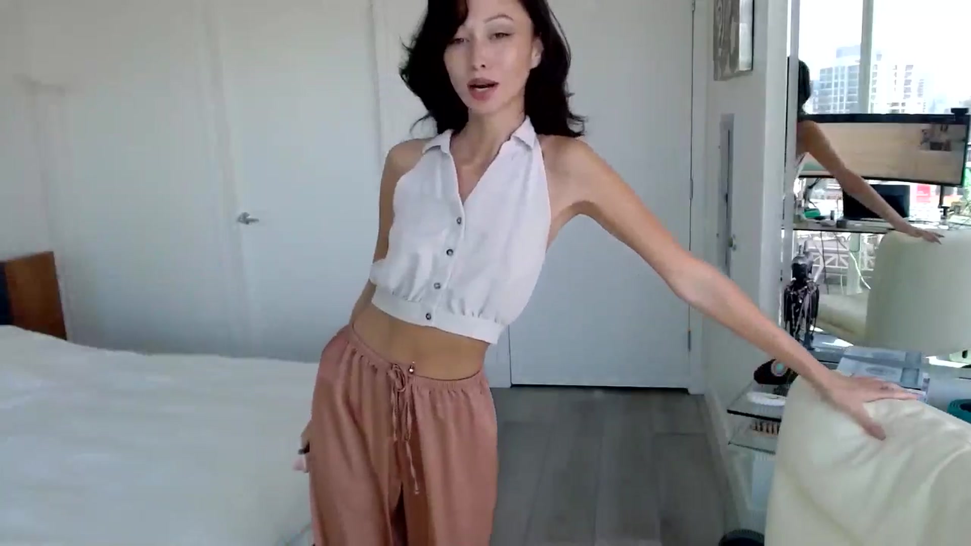 Gallery image thumbnail from ALL_MinnieB00's myfreecams stream on, 08/22/2024, 20:57 image 18 of 20