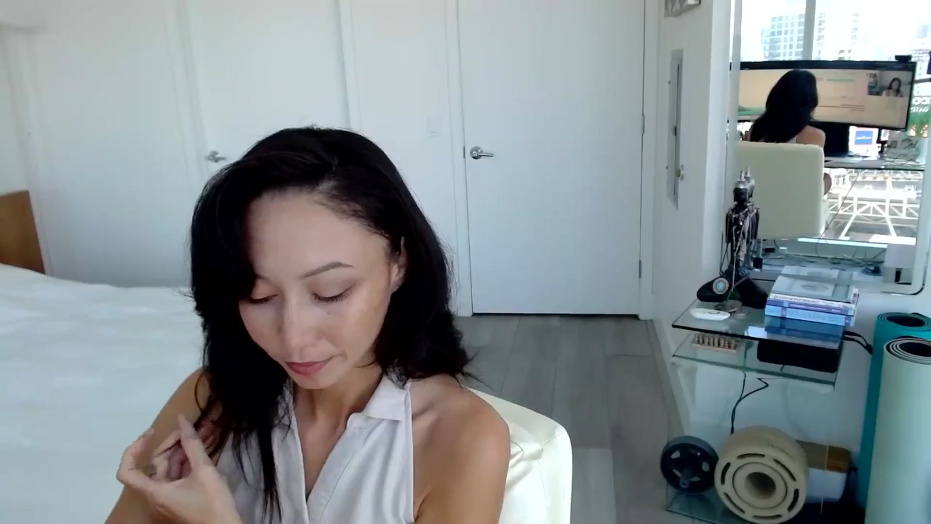 Gallery image thumbnail from ALL_MinnieB00's myfreecams stream on, 08/22/2024, 20:57 image 10 of 20