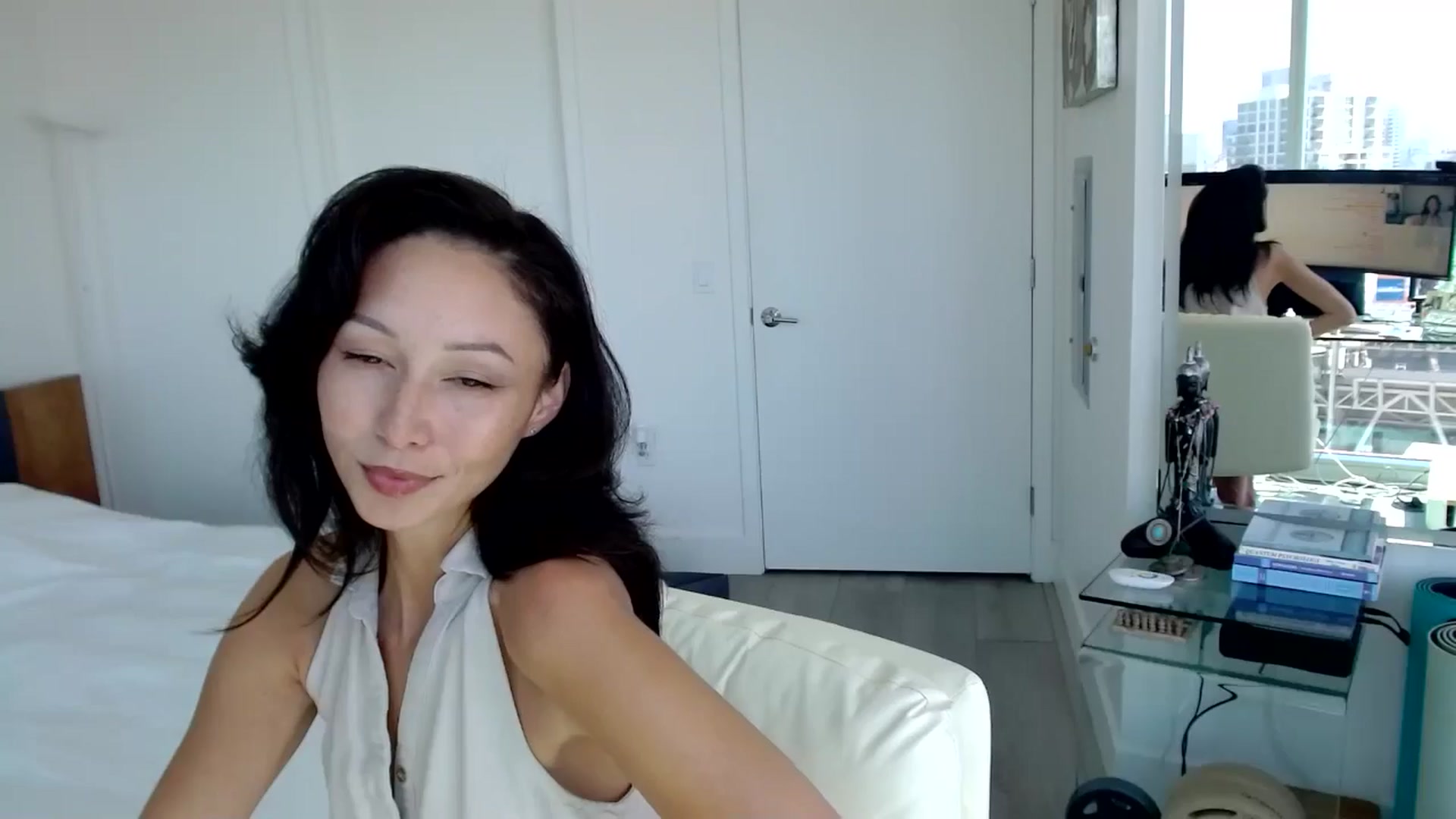 Gallery image thumbnail from ALL_MinnieB00's myfreecams stream on, 08/22/2024, 21:17 image 5 of 20