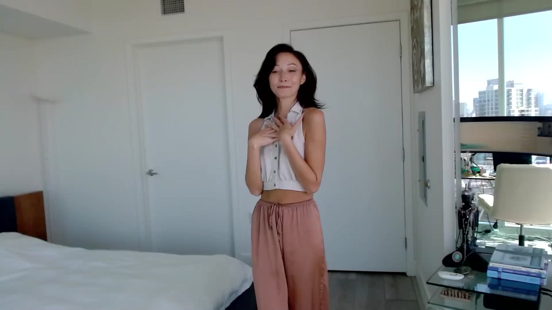 Gallery image thumbnail from ALL_MinnieB00's myfreecams stream on, 08/22/2024, 21:42 image 13 of 20