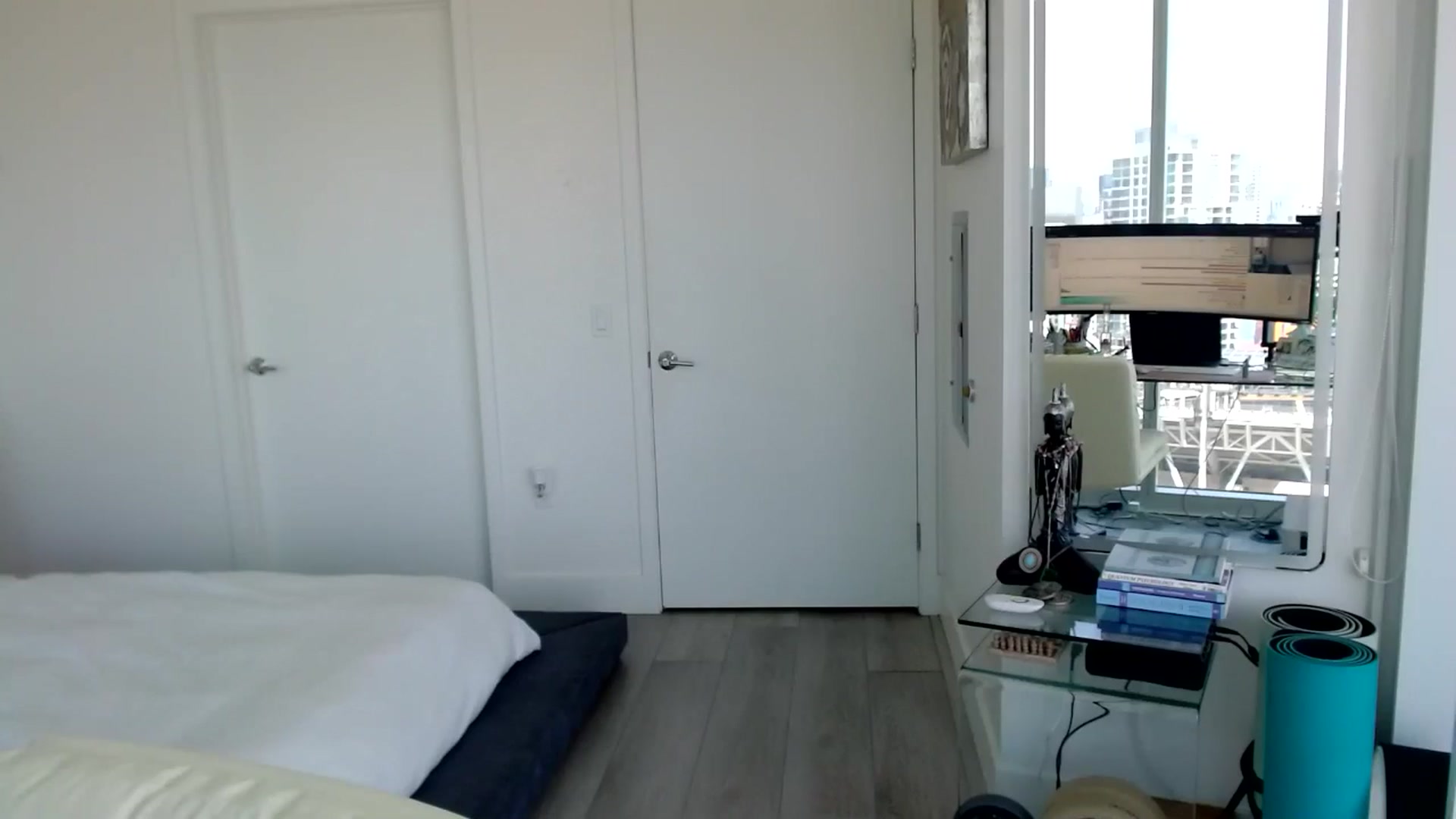 Gallery image thumbnail from ALL_MinnieB00's myfreecams stream on, 08/24/2024, 21:41 image 6 of 20