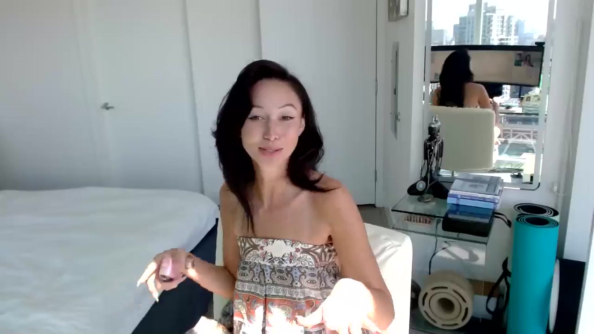 Gallery image thumbnail from ALL_MinnieB00's myfreecams stream on, 08/28/2024, 22:34 image 17 of 20