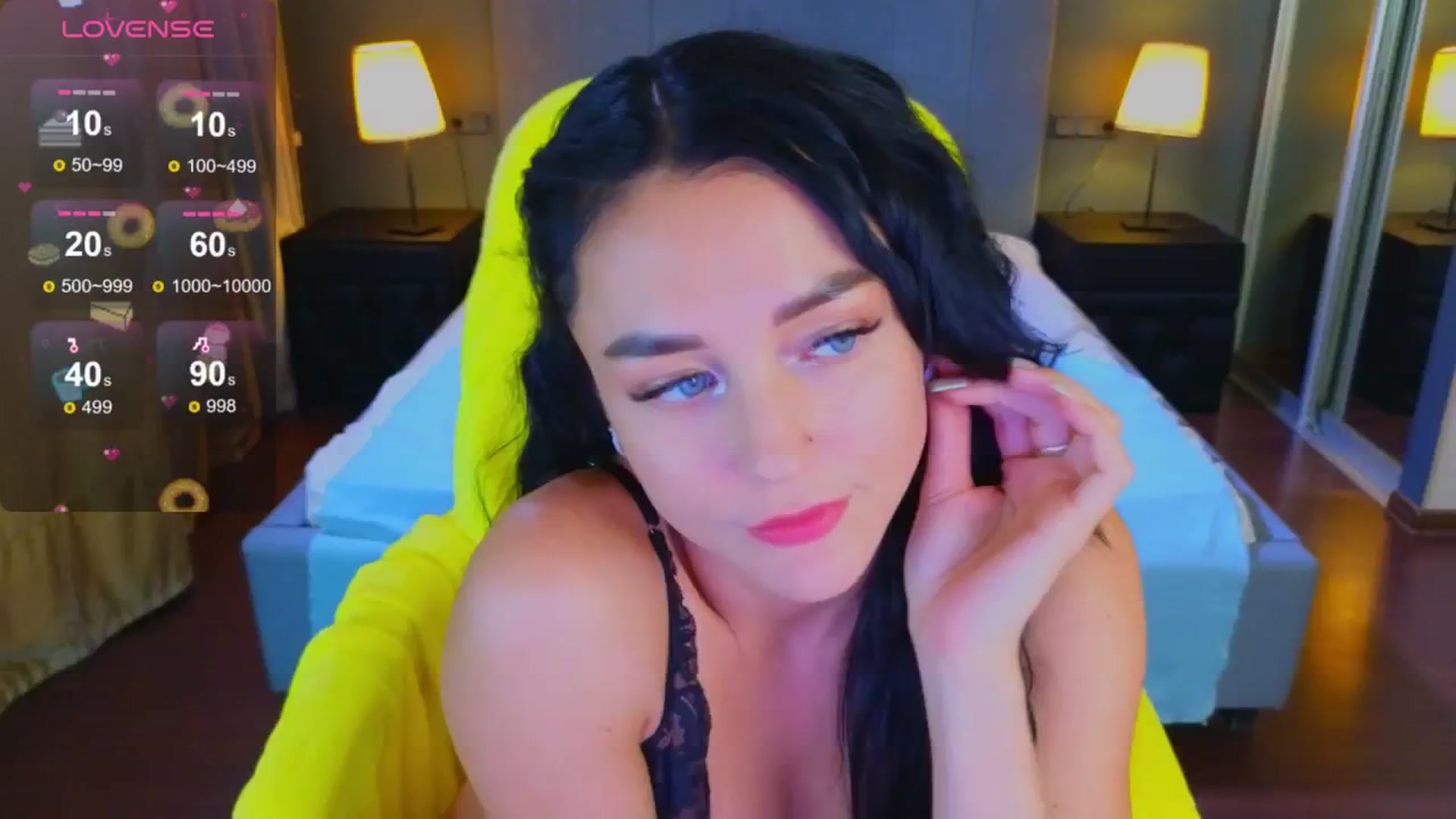 Gallery image thumbnail from ALYA_STARK's myfreecams stream on, 12/29/2024, 22:33 image 19 of 20