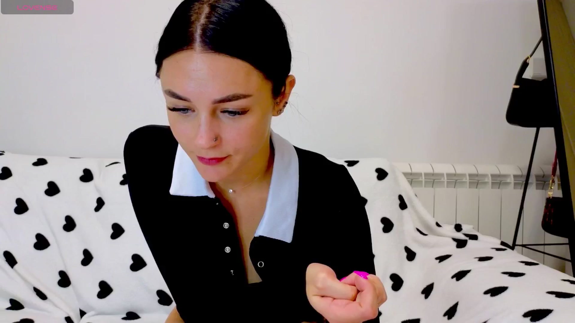 Gallery image thumbnail from ALYA_STARK's myfreecams stream on, 05/12/2025, 24:26 image 6 of 20