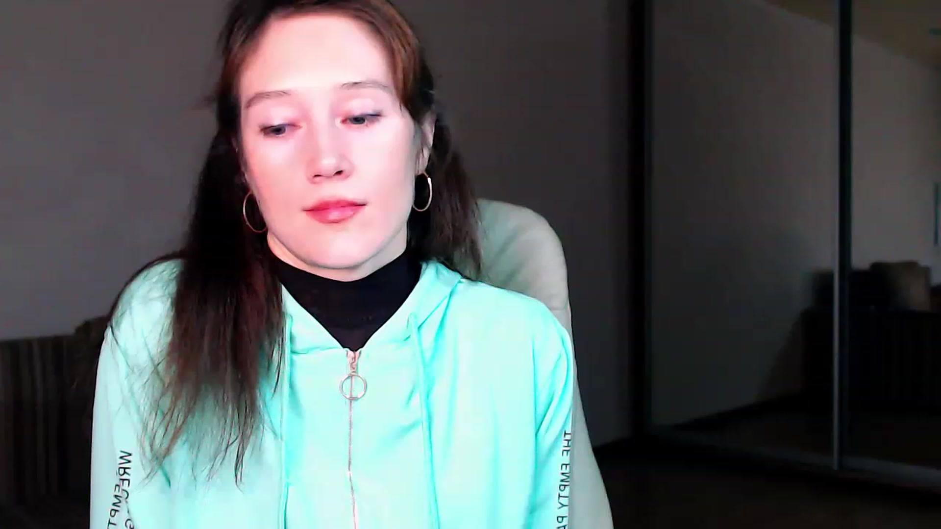 Gallery image thumbnail from ALYONKA__'s myfreecams stream on, 12/11/2022, 24:12 image 7 of 20