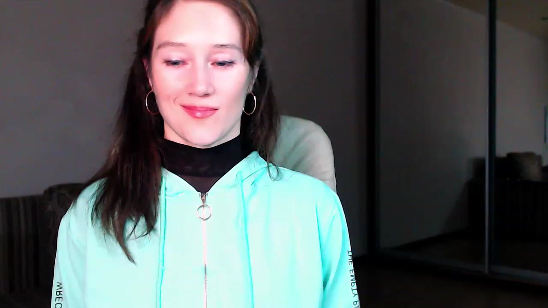 Gallery image thumbnail from ALYONKA__'s myfreecams stream on, 12/11/2022, 24:12 image 19 of 20