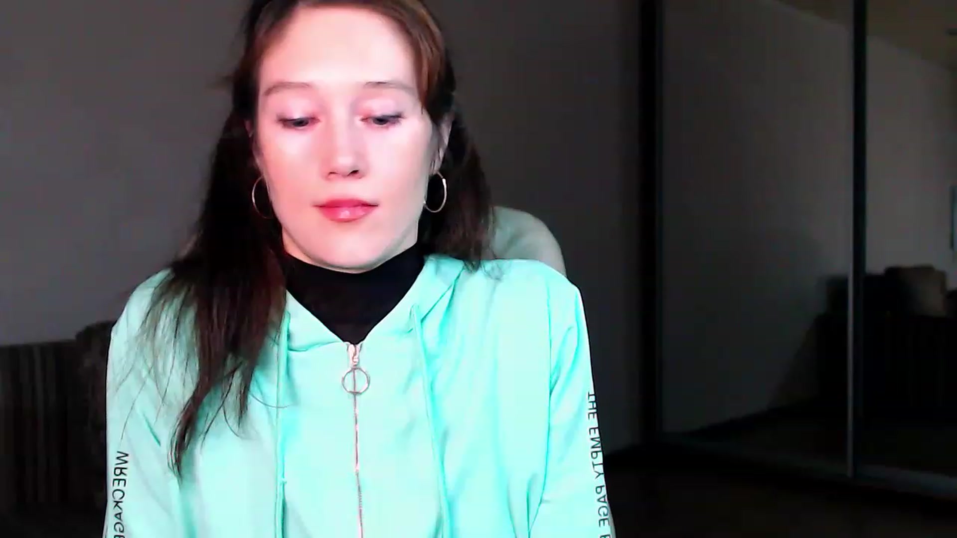 Gallery image thumbnail from ALYONKA__'s myfreecams stream on, 12/11/2022, 24:12 image 8 of 20