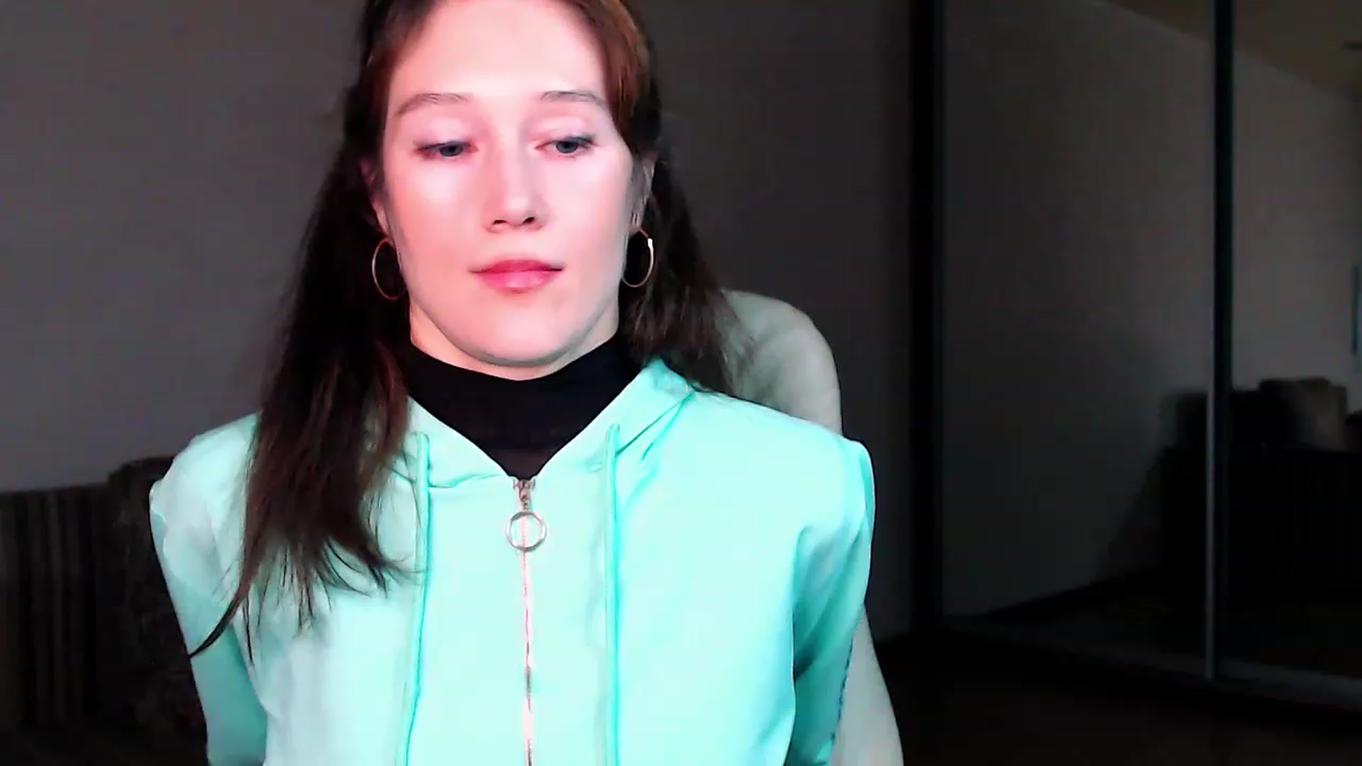 Gallery image thumbnail from ALYONKA__'s myfreecams stream on, 12/11/2022, 01:05 image 4 of 20
