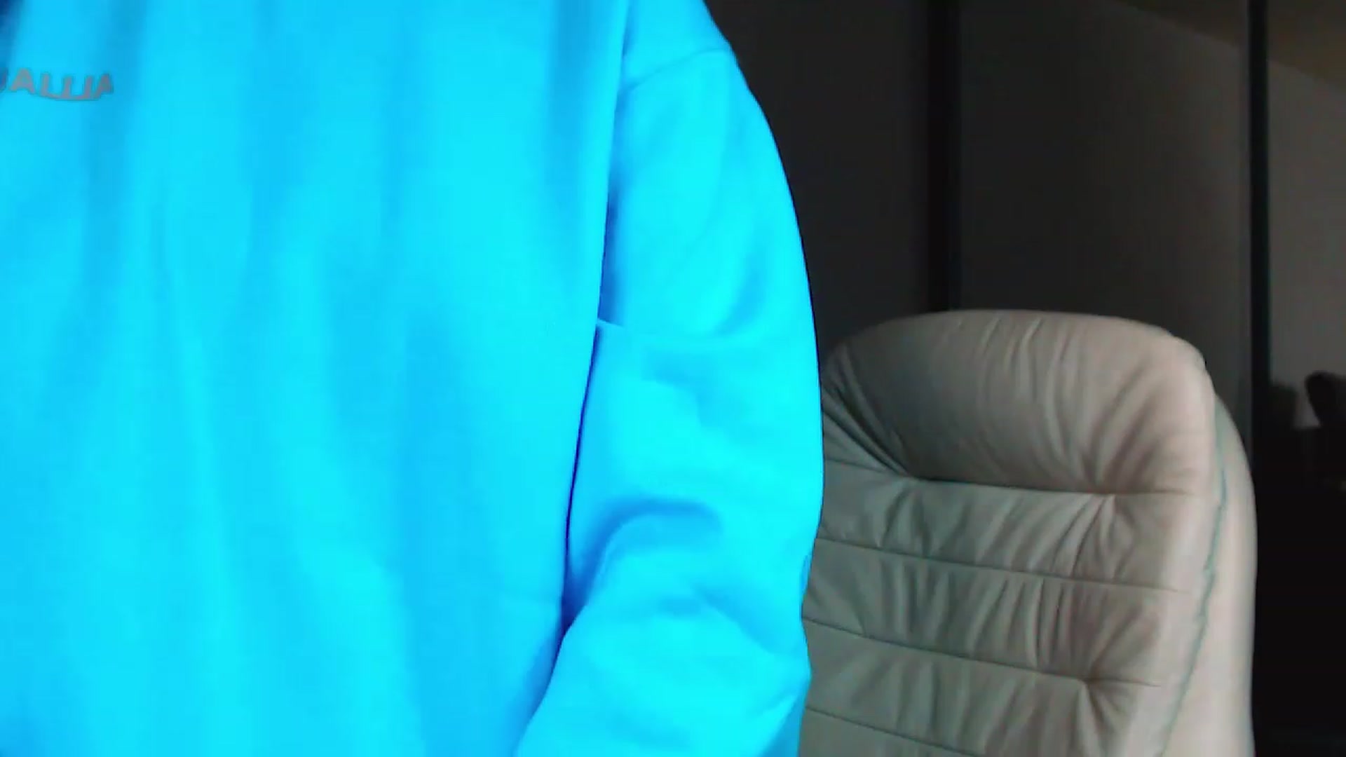 Gallery image thumbnail from ALYONKA__'s myfreecams stream on, 04/15/2023, 21:03 image 19 of 20