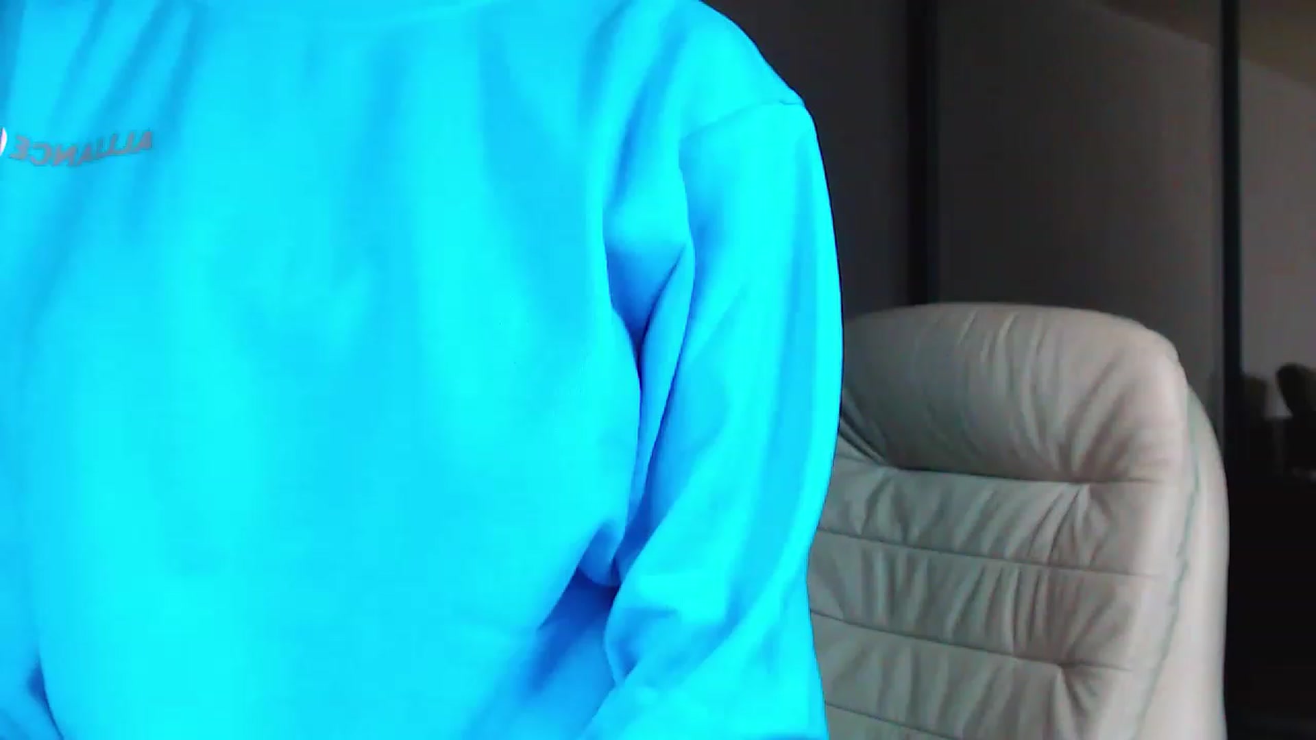 Gallery image thumbnail from ALYONKA__'s myfreecams stream on, 04/15/2023, 21:03 image 15 of 20