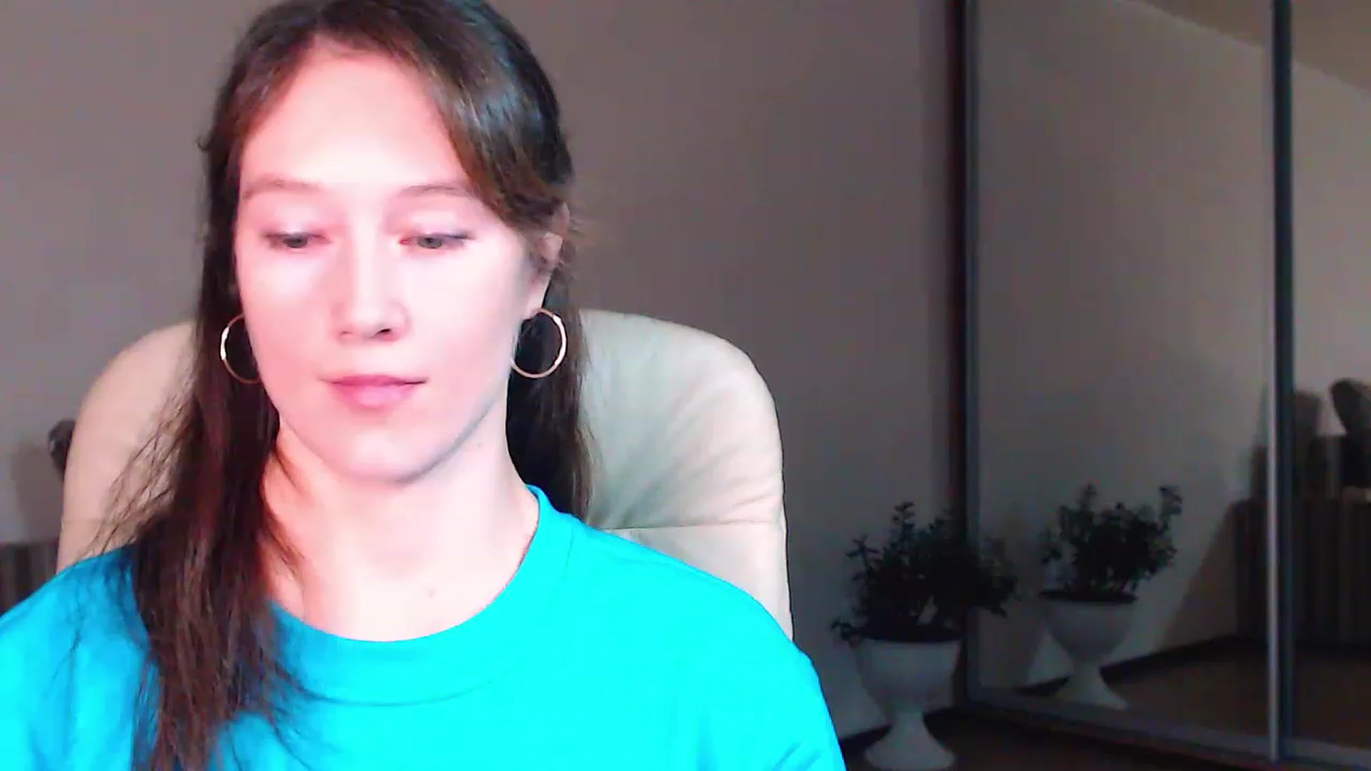 Gallery image thumbnail from ALYONKA__'s myfreecams stream on, 04/15/2023, 21:34 image 2 of 20