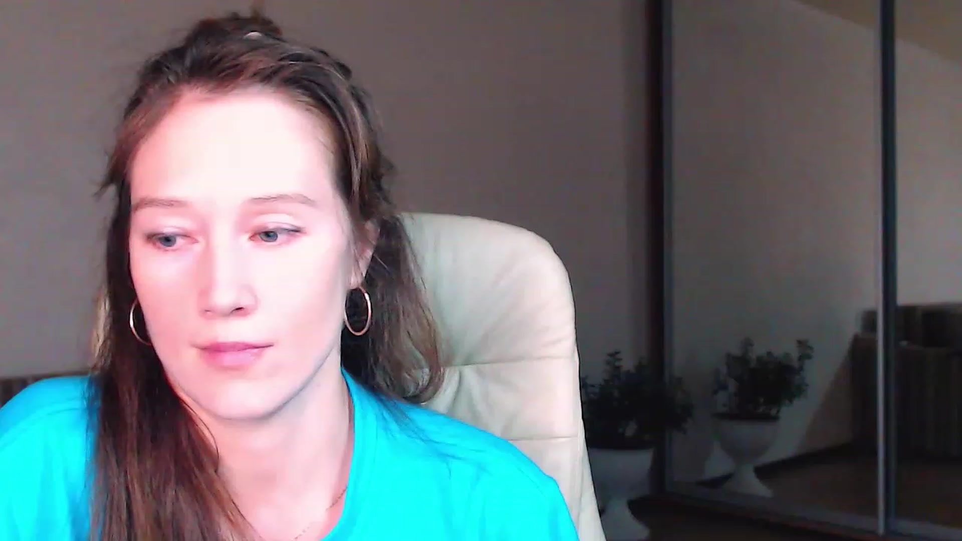 Gallery image thumbnail from ALYONKA__'s myfreecams stream on, 04/29/2023, 21:55 image 5 of 20