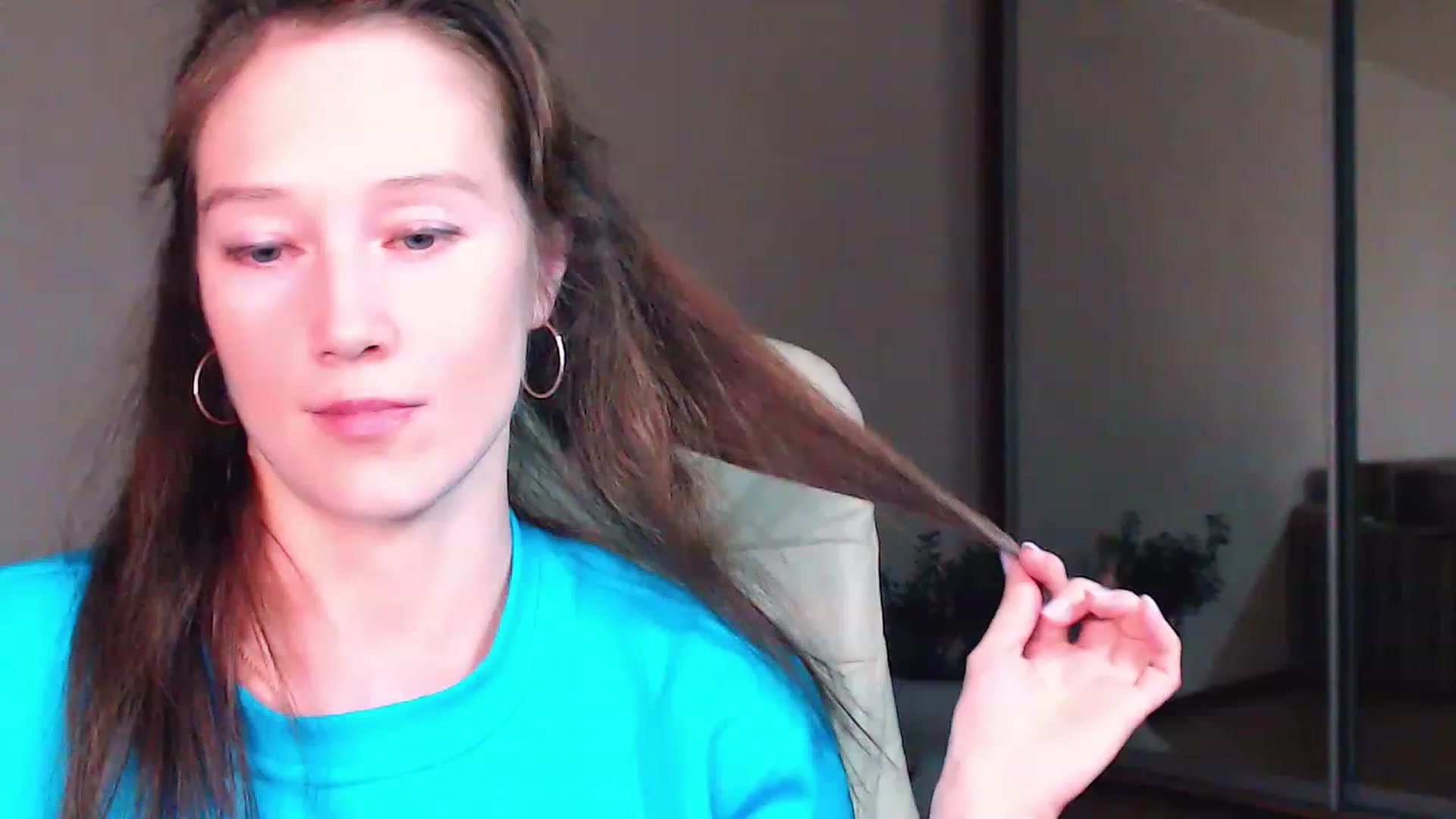 Gallery image thumbnail from ALYONKA__'s myfreecams stream on, 04/29/2023, 21:55 image 3 of 20