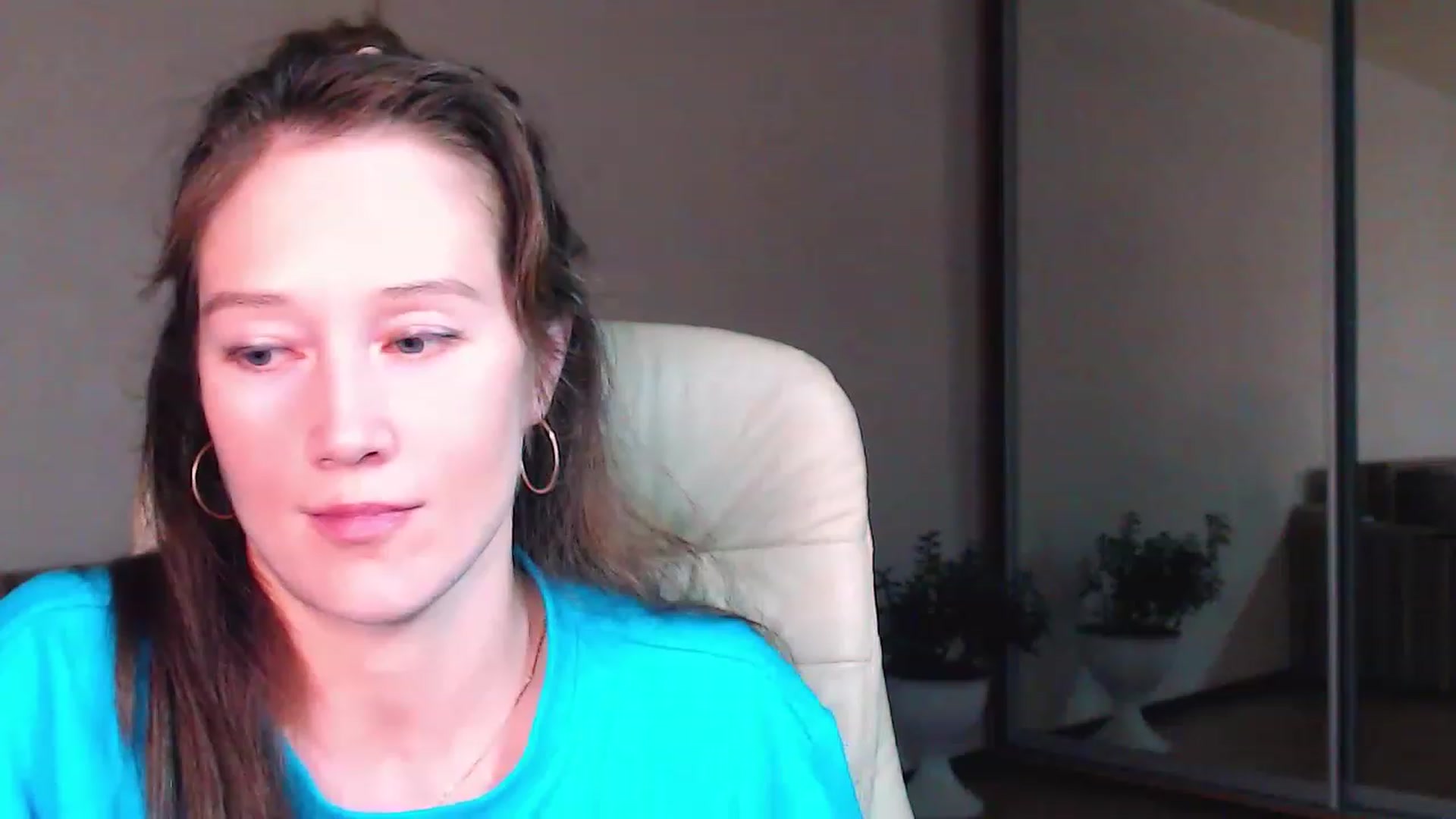 Gallery image thumbnail from ALYONKA__'s myfreecams stream on, 04/29/2023, 21:55 image 18 of 20