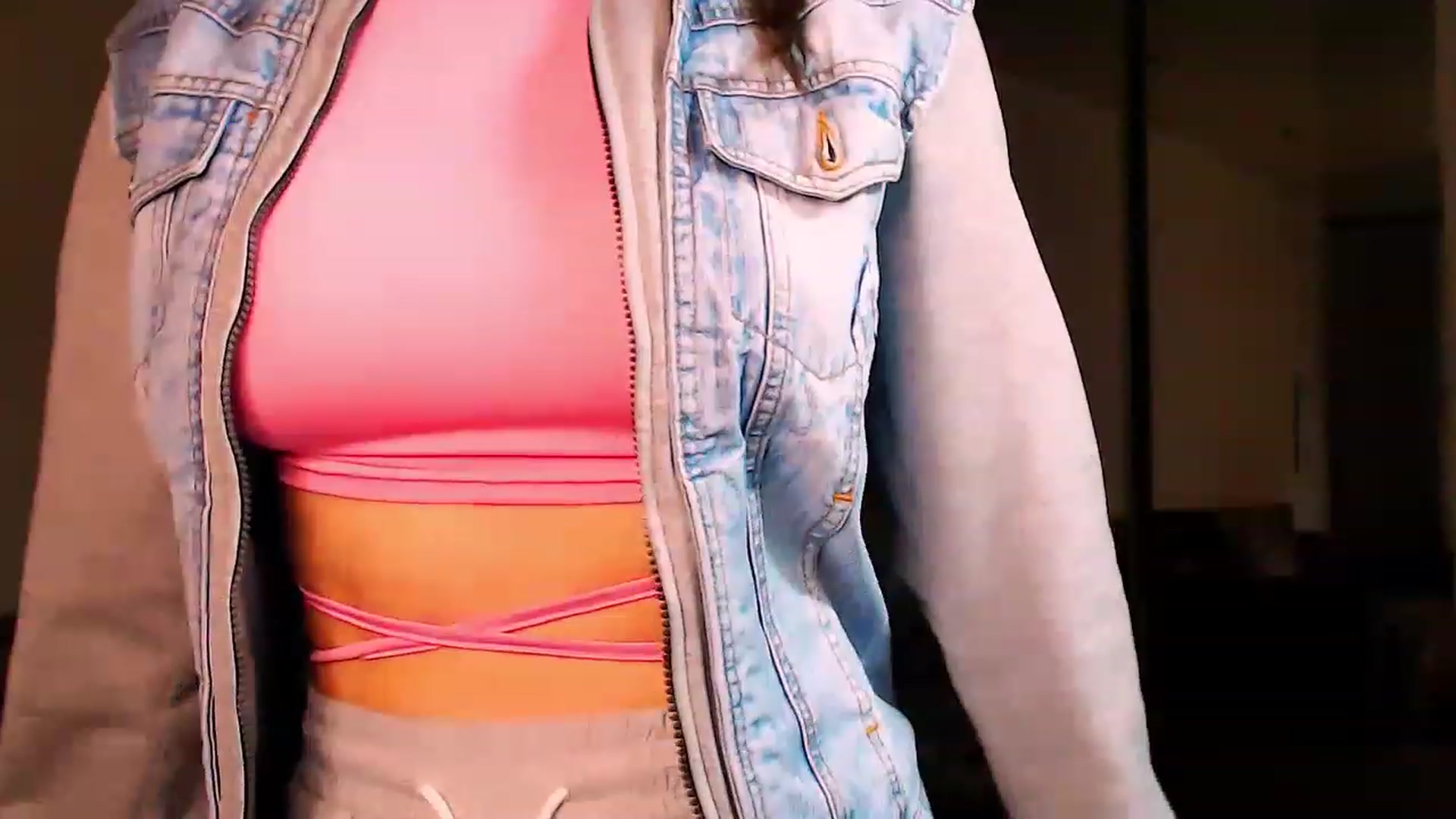 Gallery image thumbnail from ALYONKA__'s myfreecams stream on, 05/13/2023, 21:46 image 20 of 20