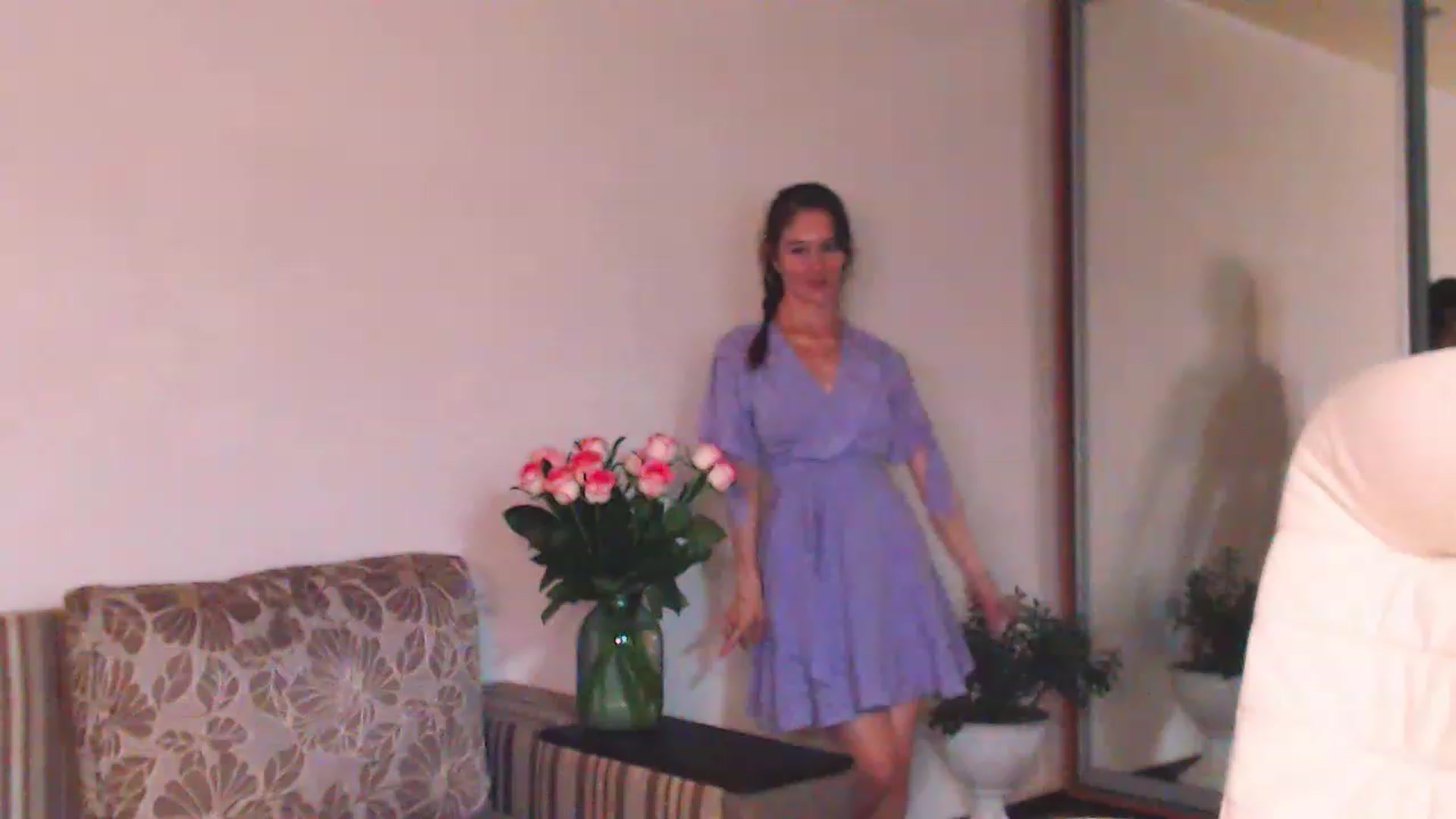 Gallery image thumbnail from ALYONKA__'s myfreecams stream on, 07/08/2023, 20:41 image 15 of 20
