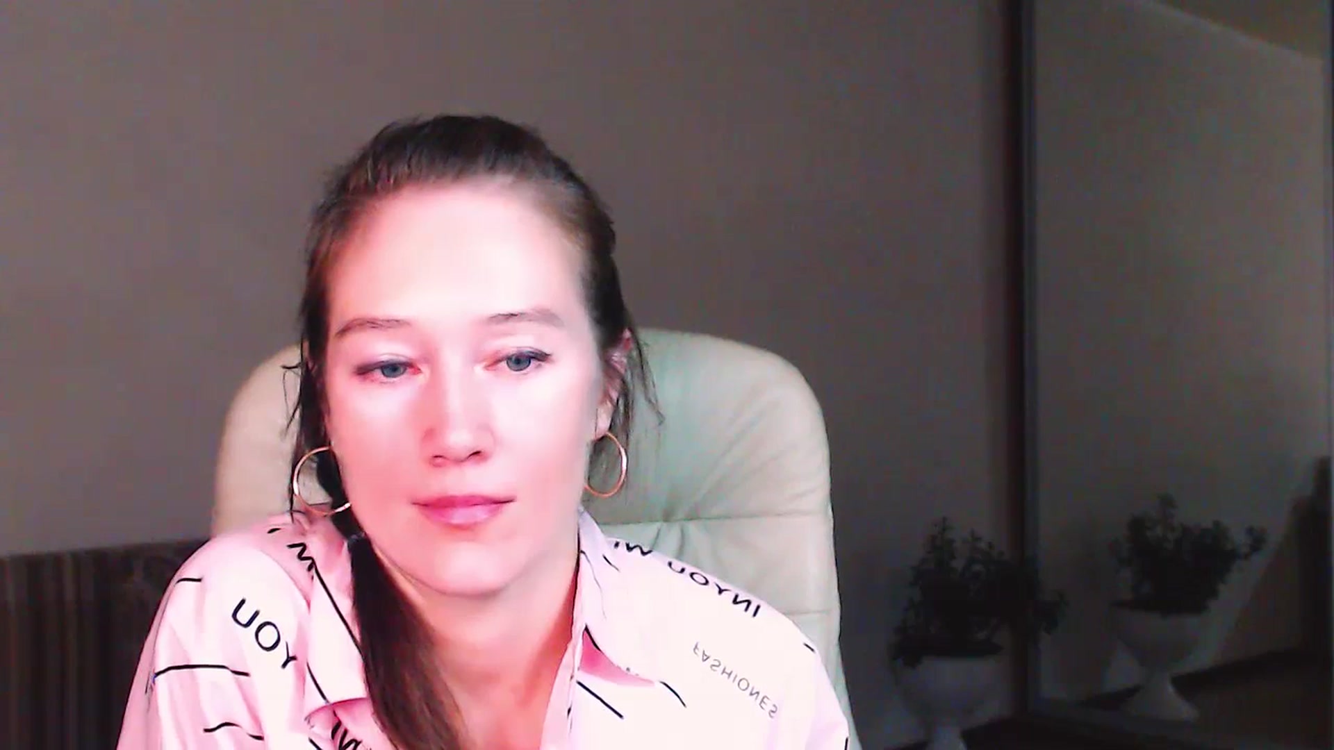 Gallery image thumbnail from ALYONKA__'s myfreecams stream on, 07/15/2023, 21:11 image 20 of 20