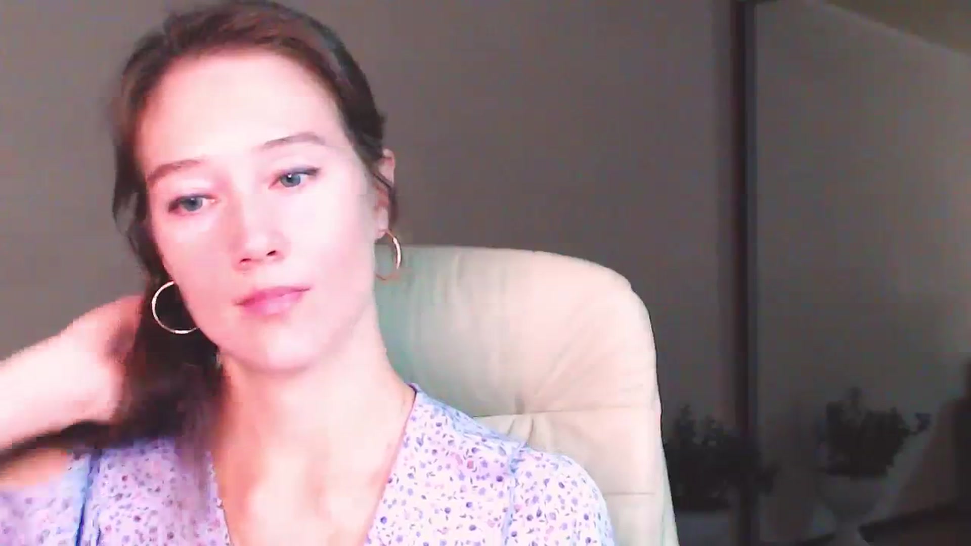 Gallery image thumbnail from ALYONKA__'s myfreecams stream on, 07/22/2023, 22:02 image 15 of 20
