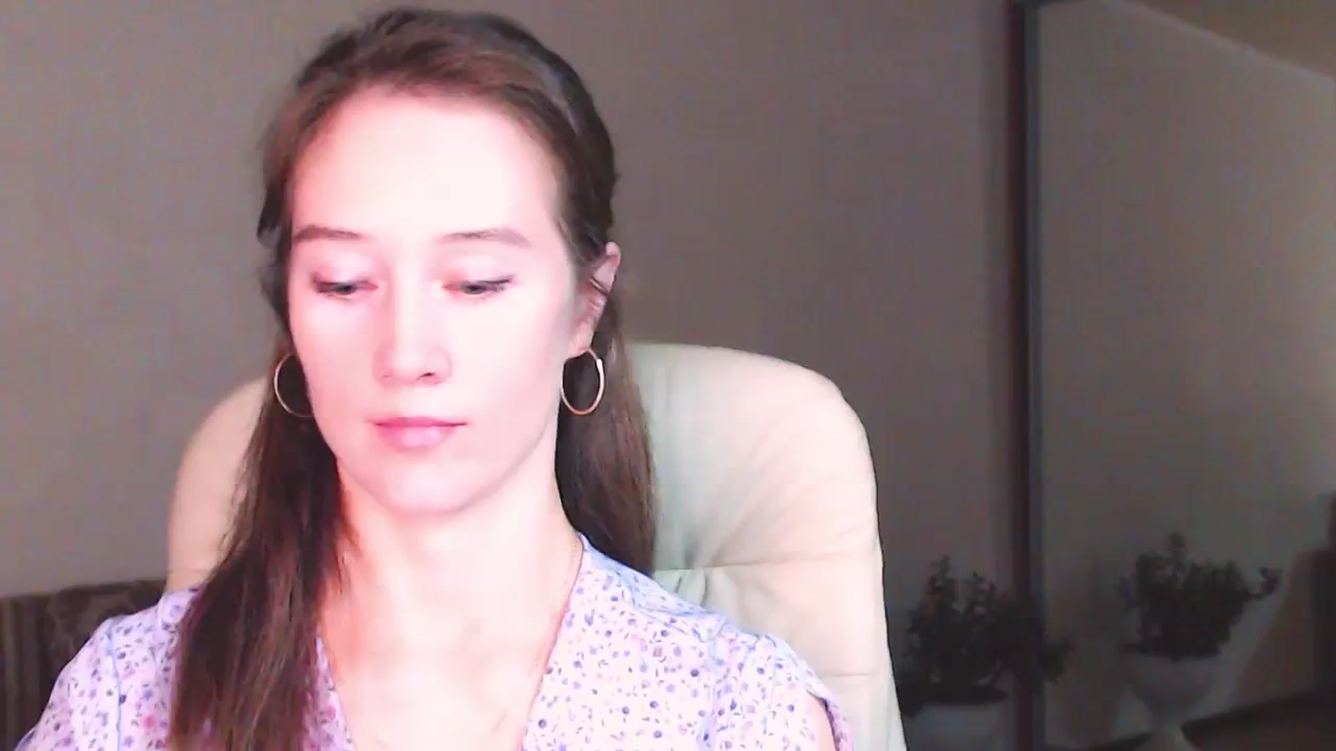 Gallery image thumbnail from ALYONKA__'s myfreecams stream on, 07/22/2023, 22:02 image 1 of 20