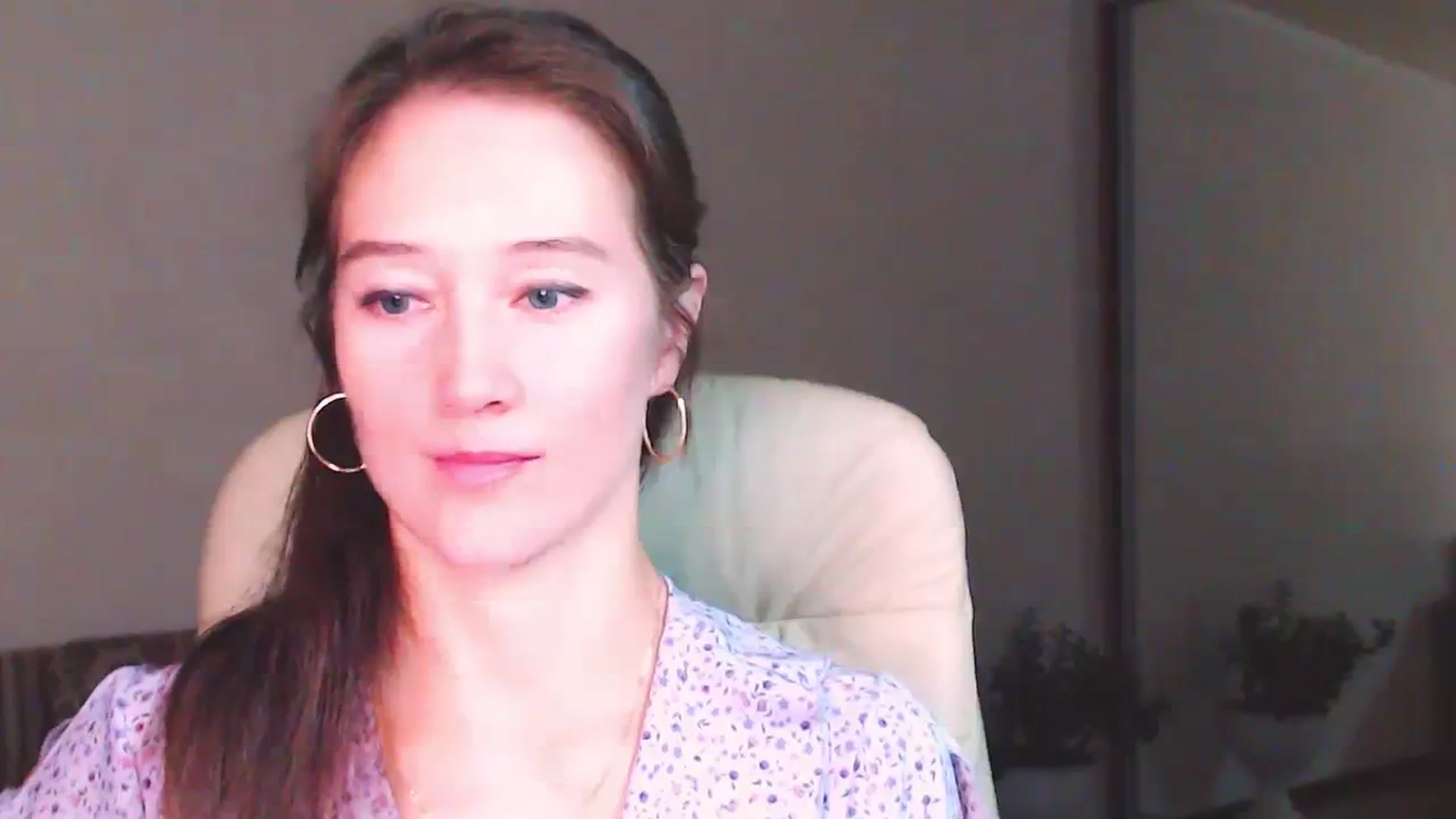 Gallery image thumbnail from ALYONKA__'s myfreecams stream on, 07/22/2023, 22:02 image 8 of 20