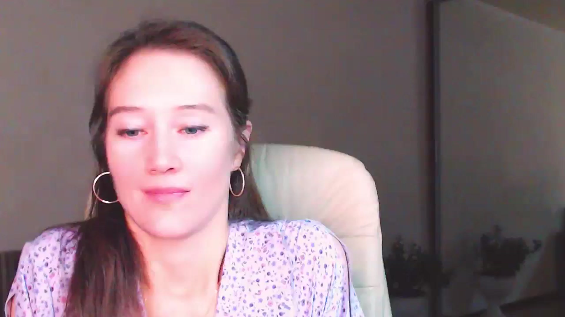 Gallery image thumbnail from ALYONKA__'s myfreecams stream on, 07/22/2023, 22:02 image 13 of 20