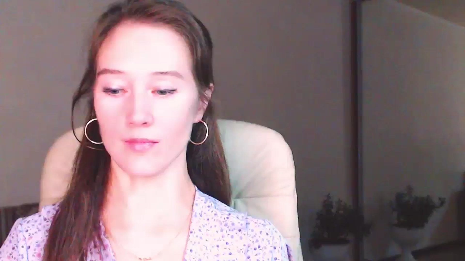 Gallery image thumbnail from ALYONKA__'s myfreecams stream on, 07/22/2023, 23:00 image 4 of 20