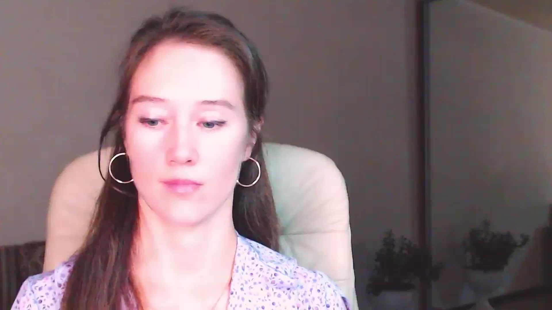 Gallery image thumbnail from ALYONKA__'s myfreecams stream on, 07/22/2023, 23:00 image 1 of 20