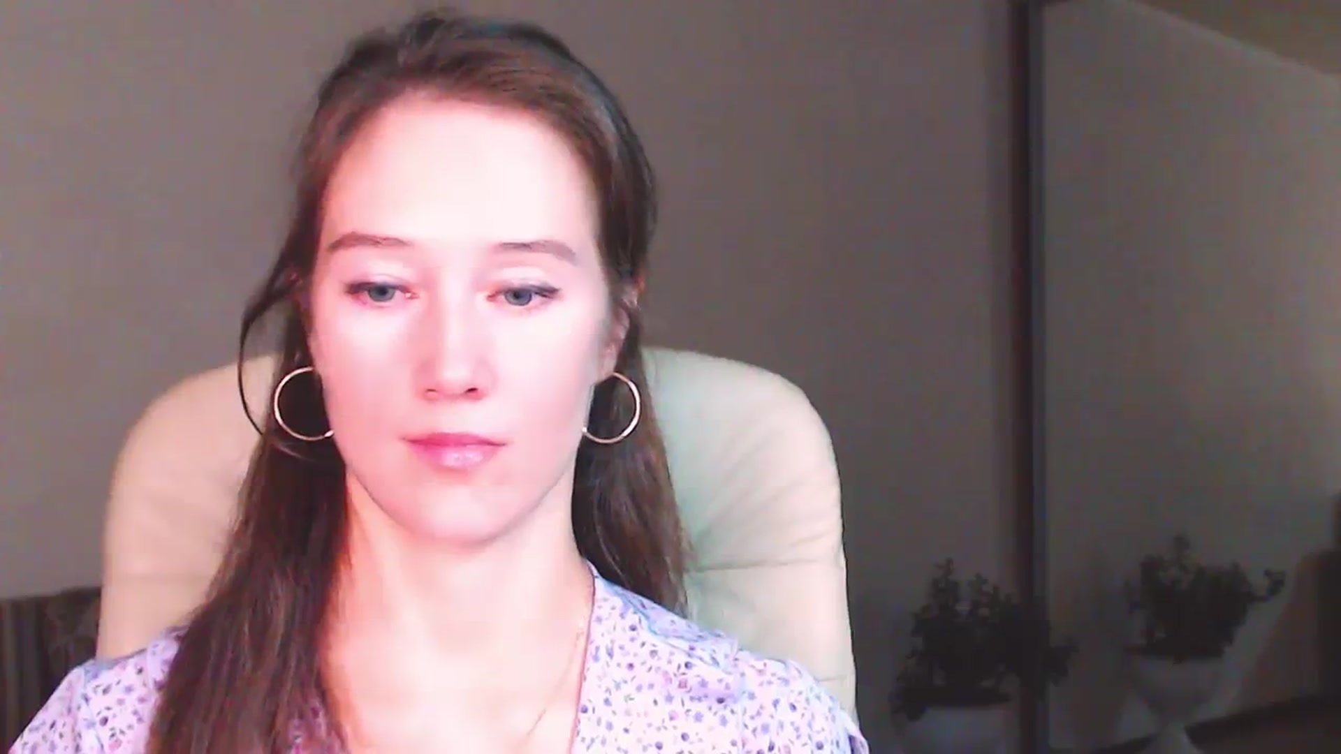Gallery image thumbnail from ALYONKA__'s myfreecams stream on, 07/22/2023, 23:00 image 3 of 20