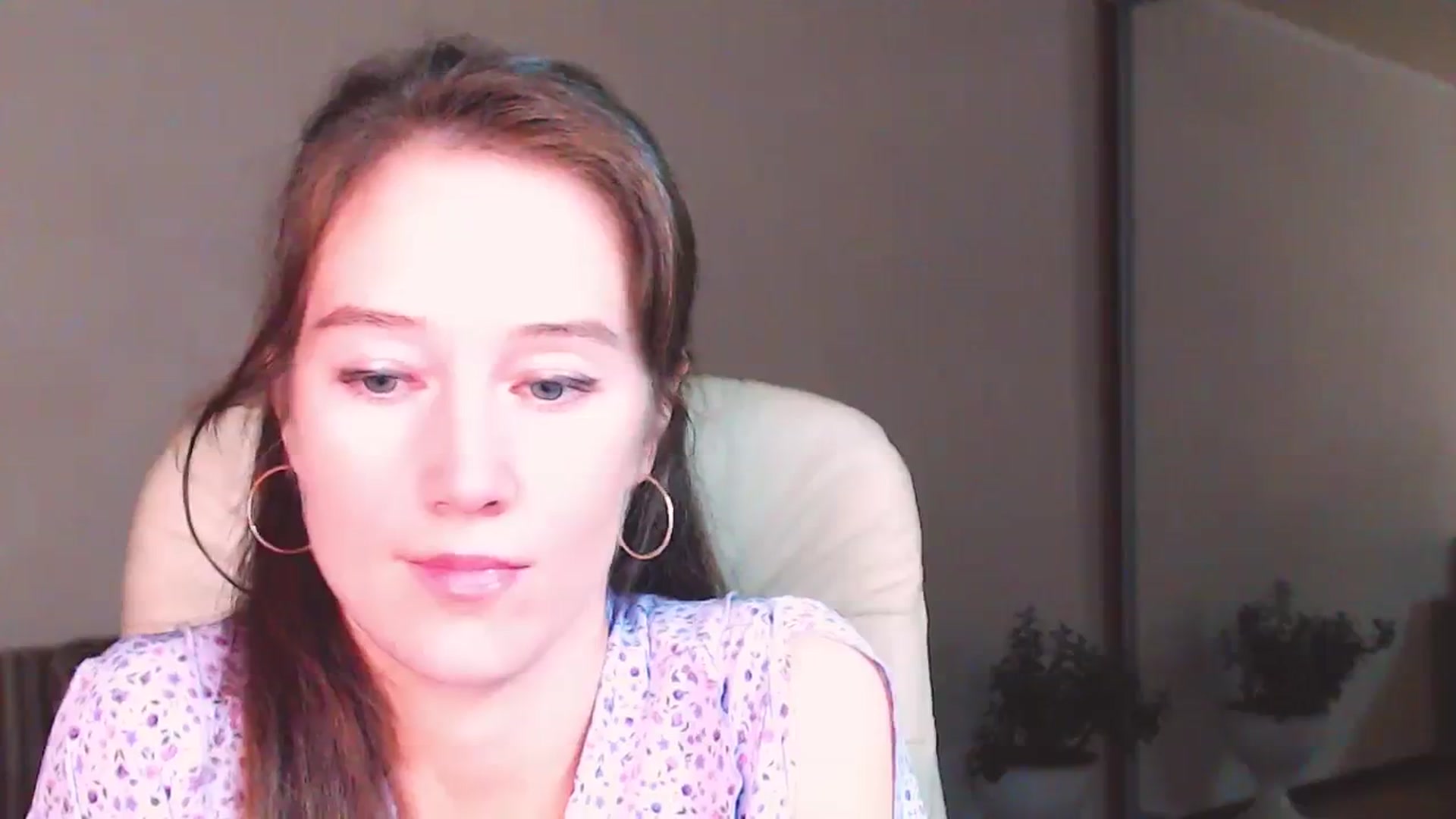 Gallery image thumbnail from ALYONKA__'s myfreecams stream on, 07/22/2023, 23:00 image 18 of 20