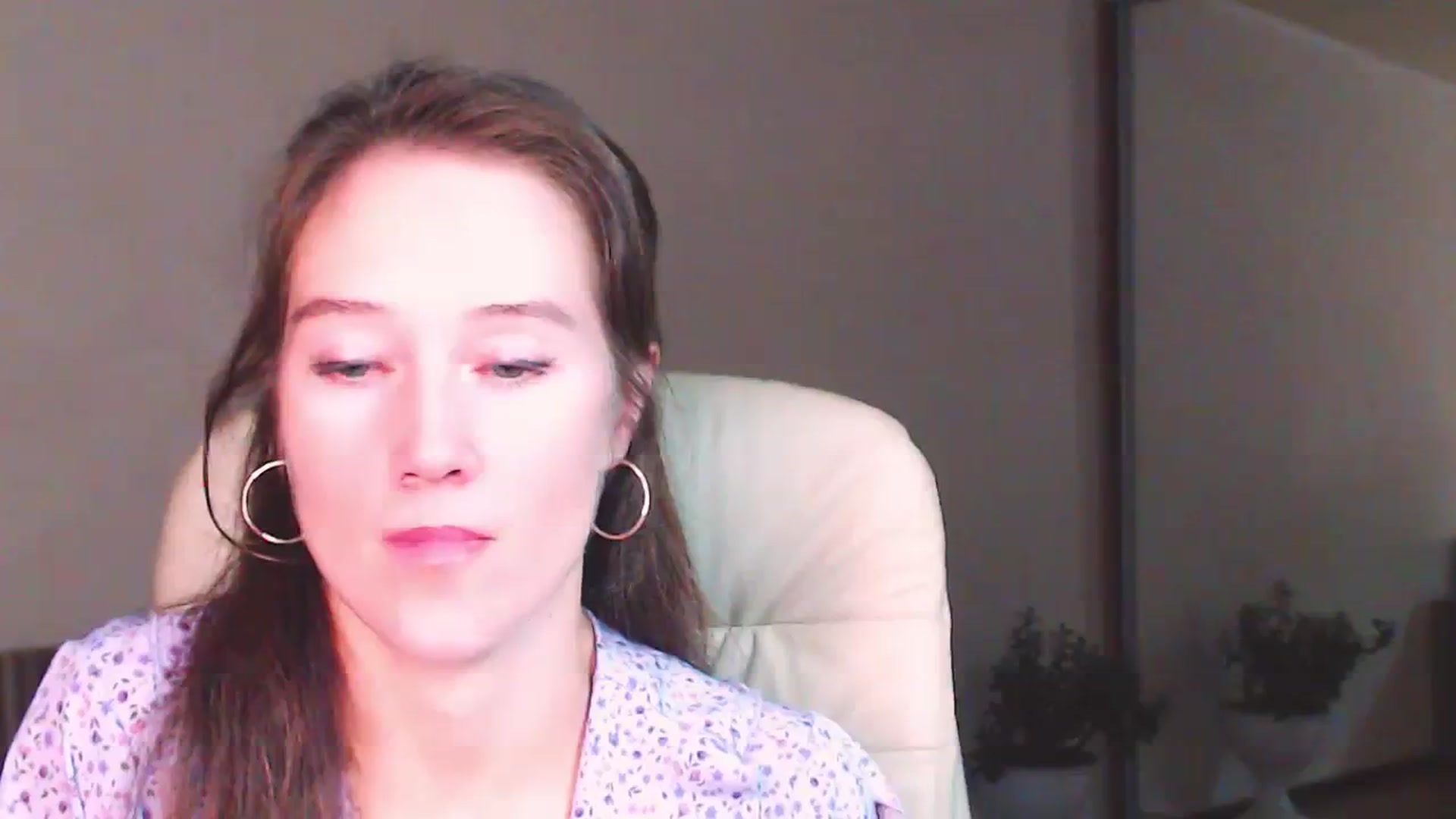 Gallery image thumbnail from ALYONKA__'s myfreecams stream on, 07/22/2023, 23:00 image 5 of 20