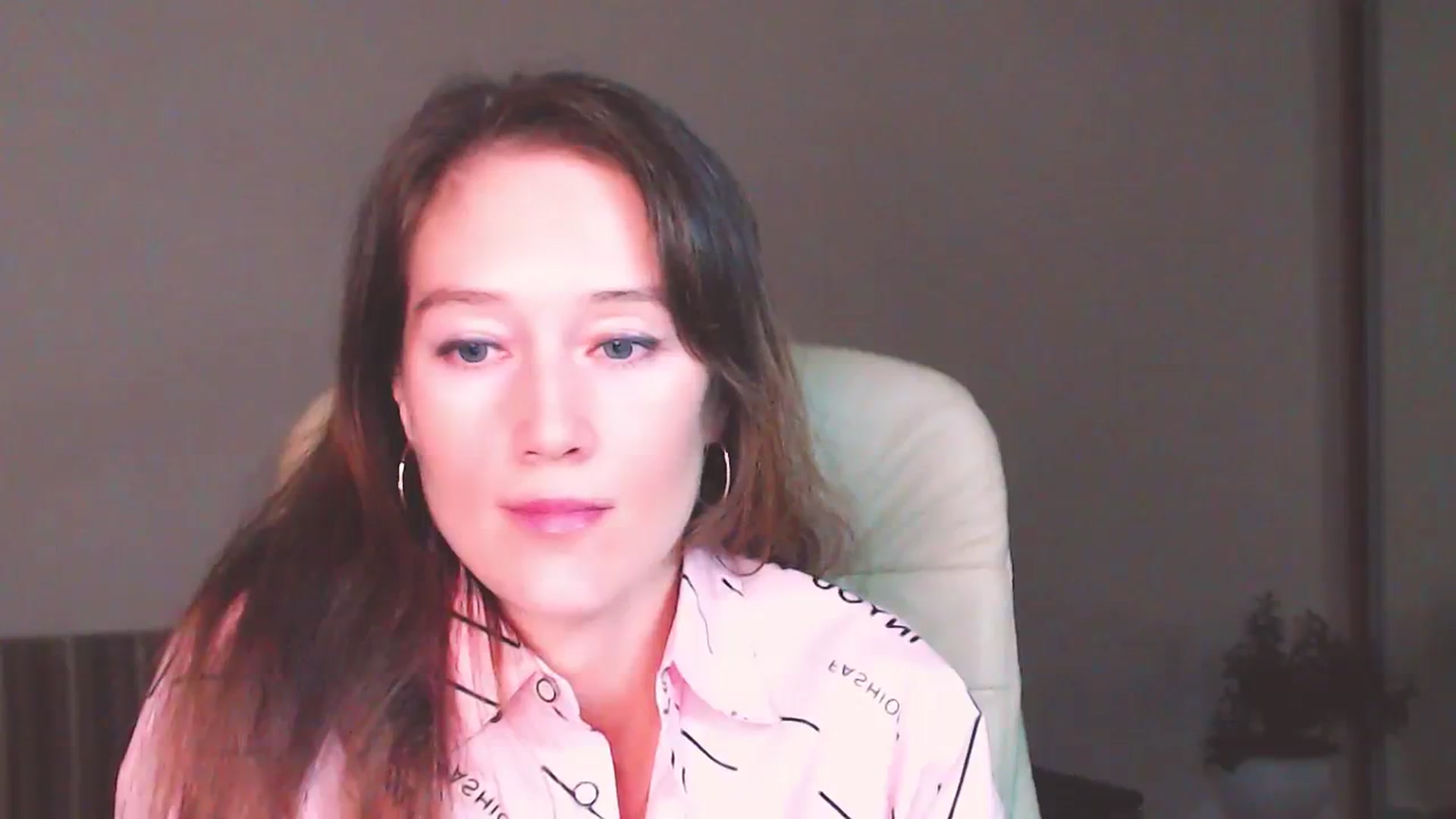 Gallery image thumbnail from ALYONKA__'s myfreecams stream on, 07/29/2023, 23:29 image 13 of 20