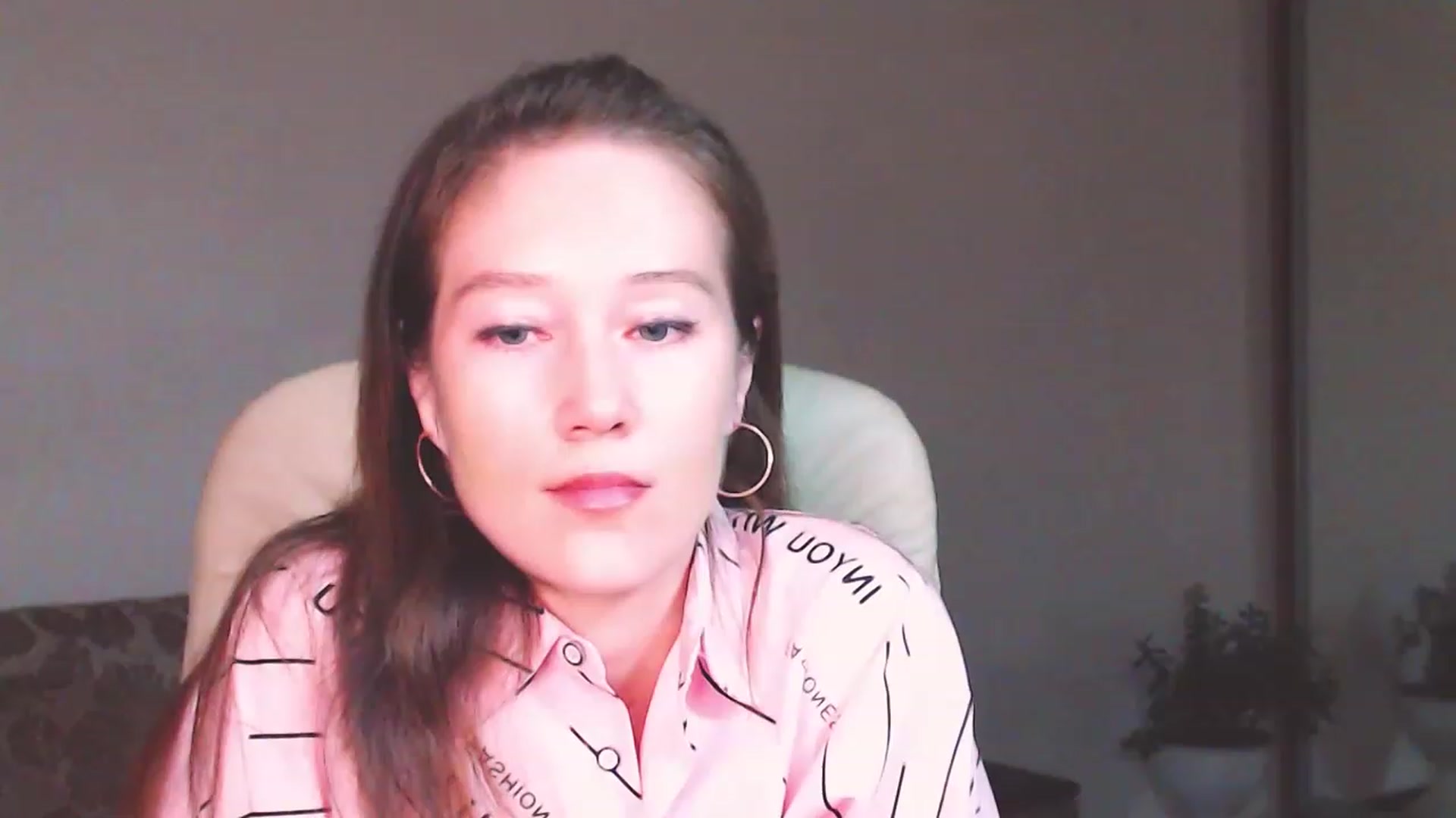 Gallery image thumbnail from ALYONKA__'s myfreecams stream on, 08/05/2023, 21:34 image 2 of 20