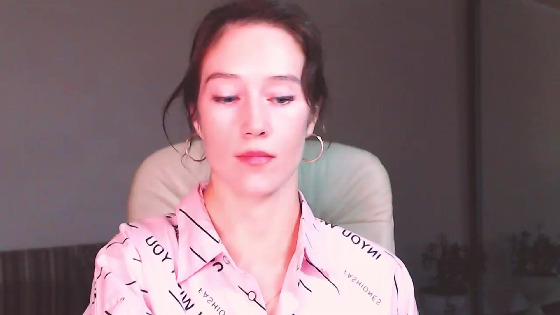 Gallery image thumbnail from ALYONKA__'s myfreecams stream on, 09/16/2023, 20:49 image 13 of 20