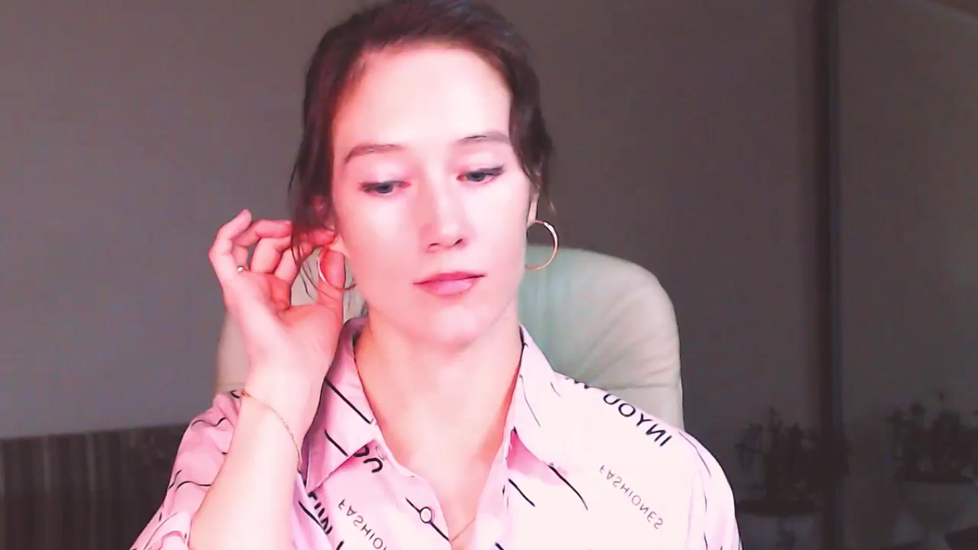 Gallery image thumbnail from ALYONKA__'s myfreecams stream on, 09/16/2023, 20:49 image 11 of 20