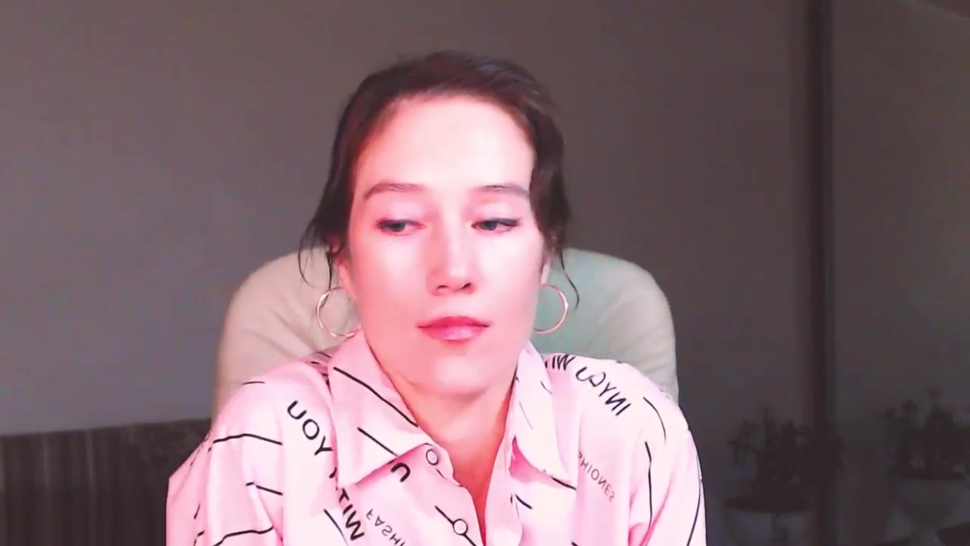 Gallery image thumbnail from ALYONKA__'s myfreecams stream on, 09/16/2023, 20:49 image 5 of 20