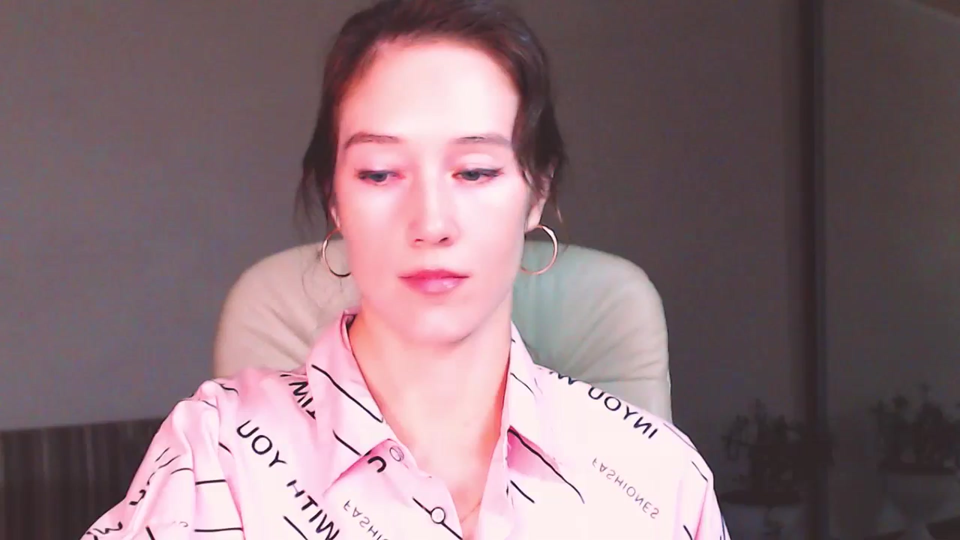 Gallery image thumbnail from ALYONKA__'s myfreecams stream on, 09/16/2023, 20:49 image 18 of 20