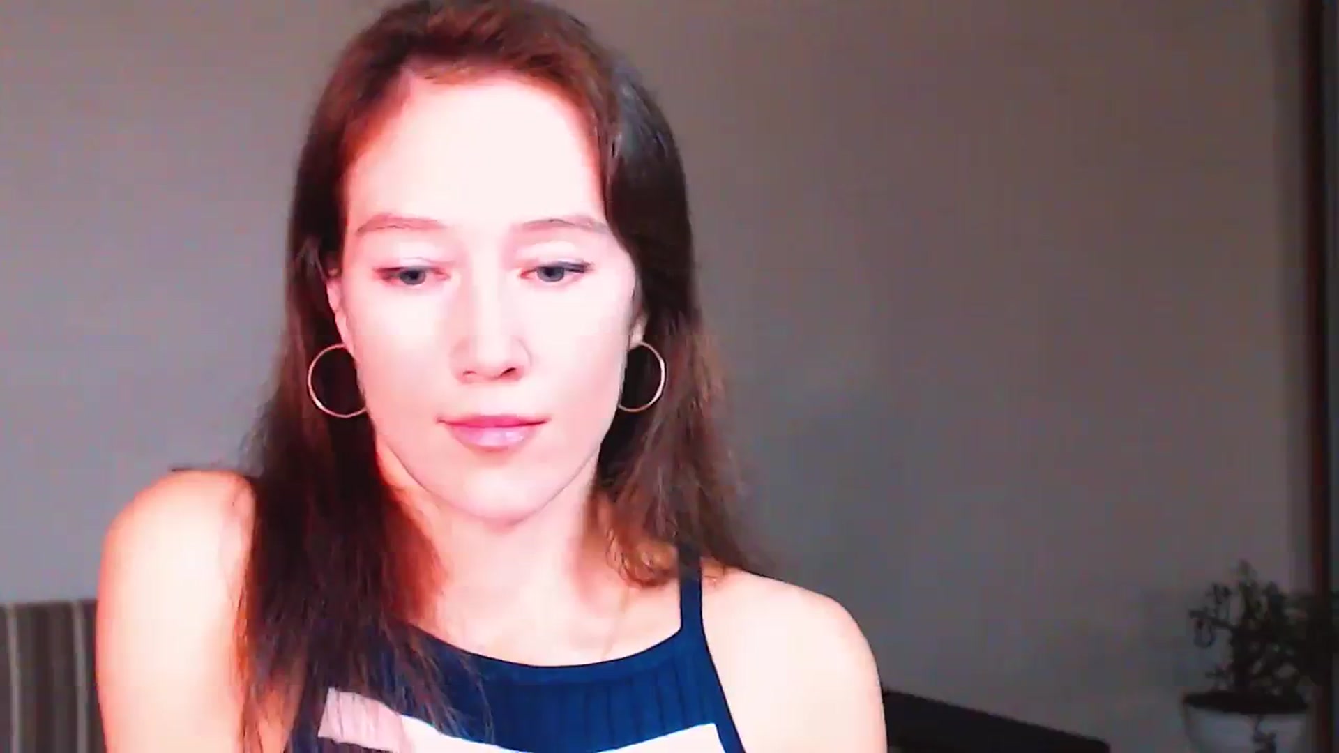 Gallery image thumbnail from ALYONKA__'s myfreecams stream on, 09/23/2023, 21:06 image 12 of 20