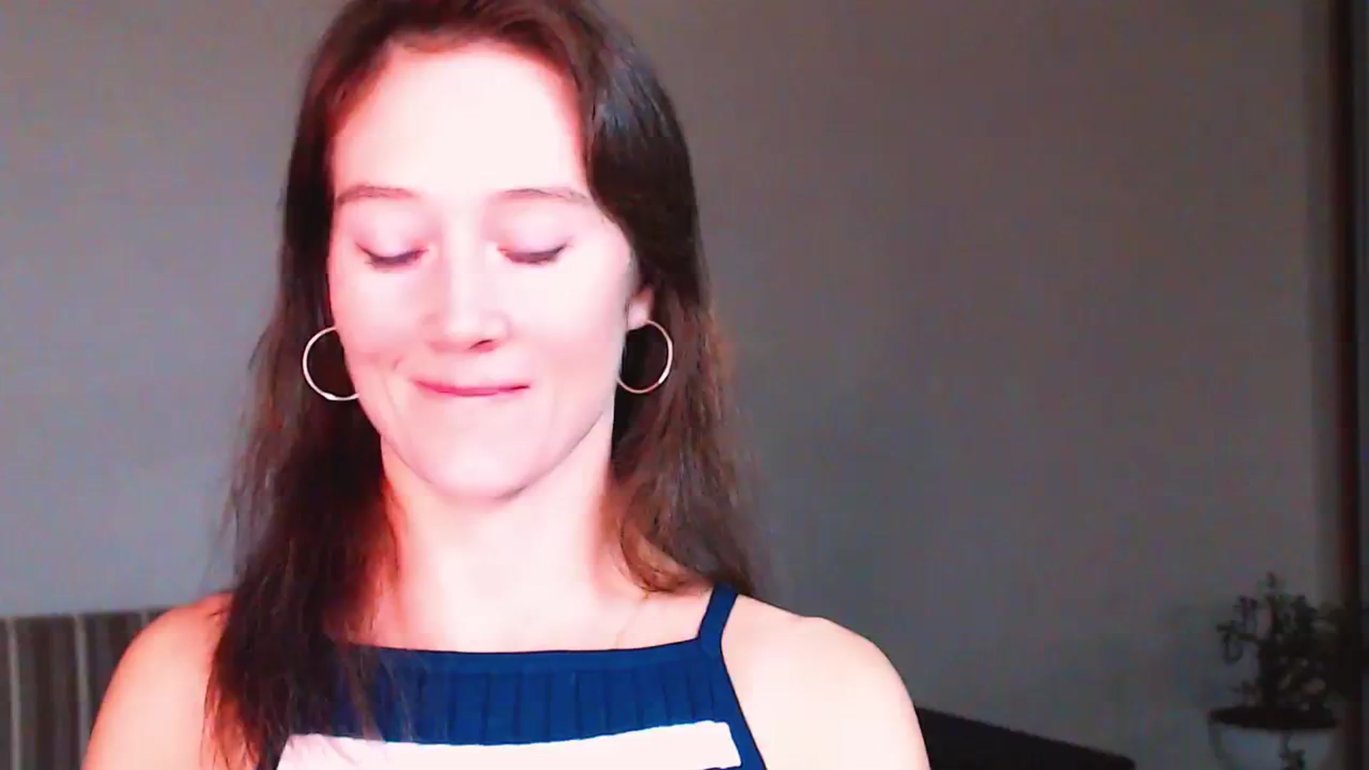 Gallery image thumbnail from ALYONKA__'s myfreecams stream on, 09/23/2023, 21:06 image 19 of 20