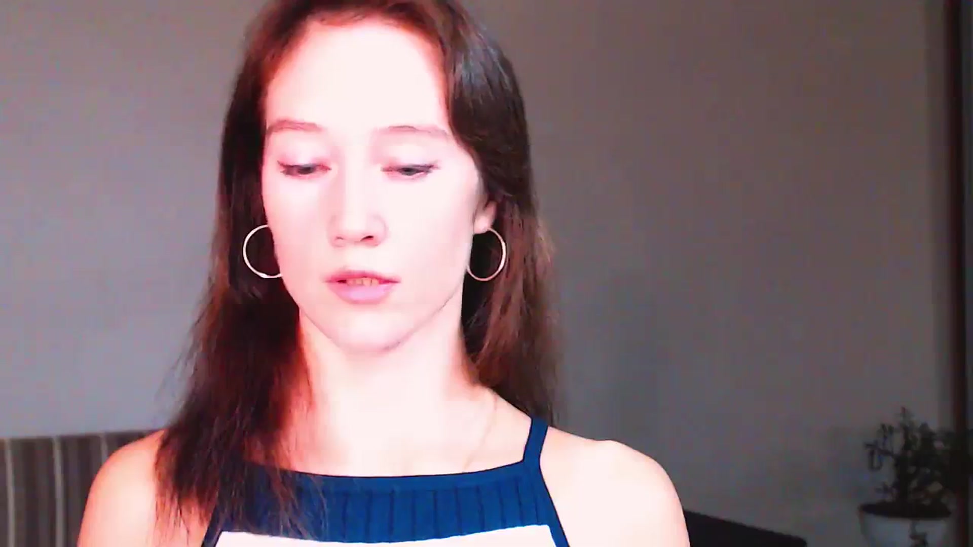 Gallery image thumbnail from ALYONKA__'s myfreecams stream on, 09/23/2023, 21:06 image 14 of 20
