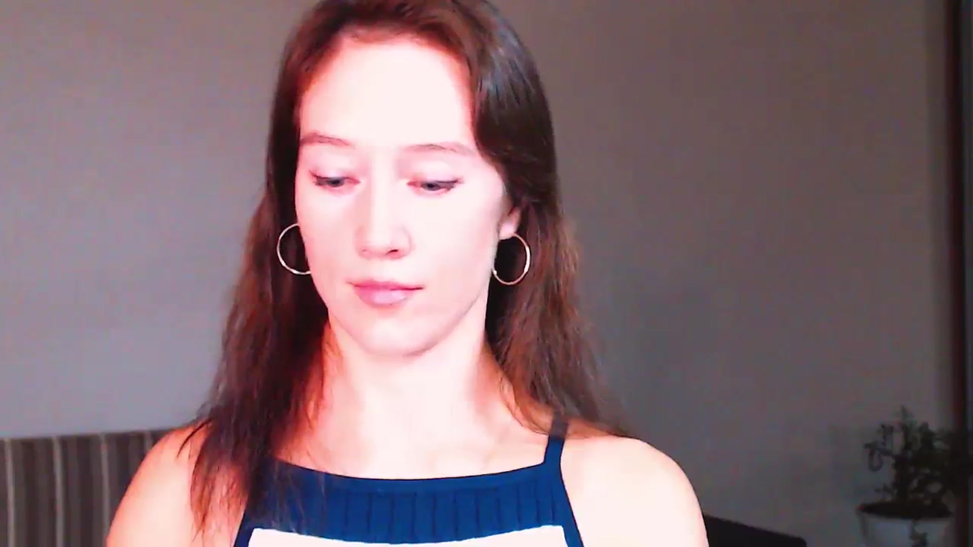 Gallery image thumbnail from ALYONKA__'s myfreecams stream on, 09/23/2023, 21:06 image 7 of 20