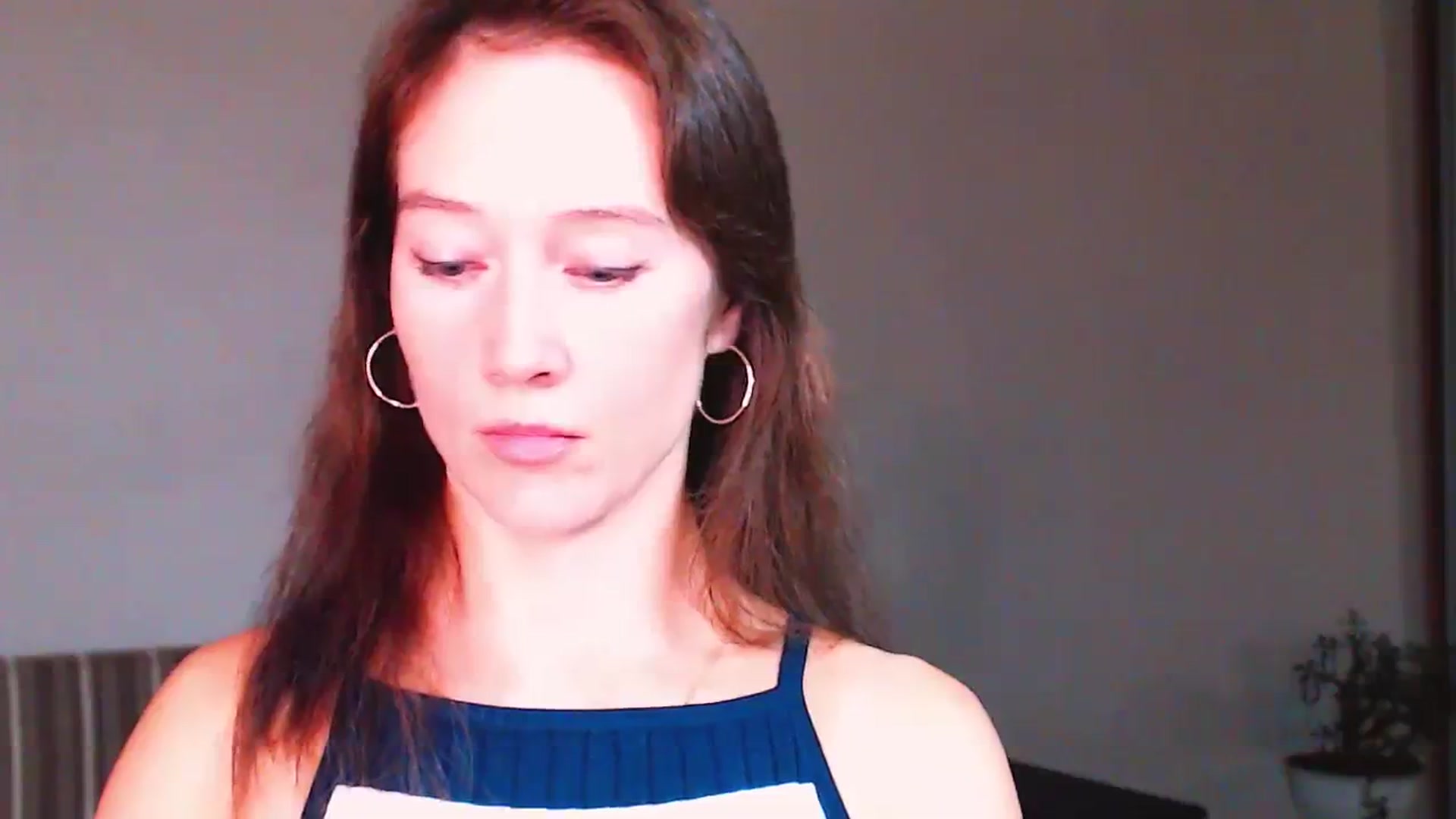 Gallery image thumbnail from ALYONKA__'s myfreecams stream on, 09/23/2023, 21:06 image 13 of 20