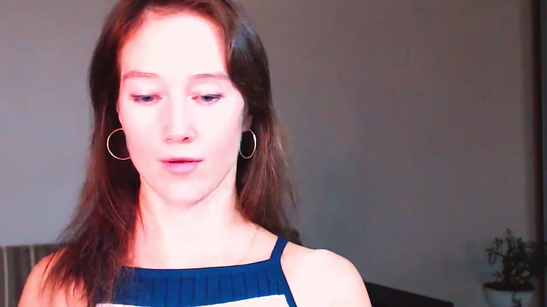 Gallery image thumbnail from ALYONKA__'s myfreecams stream on, 09/23/2023, 22:45 image 13 of 20