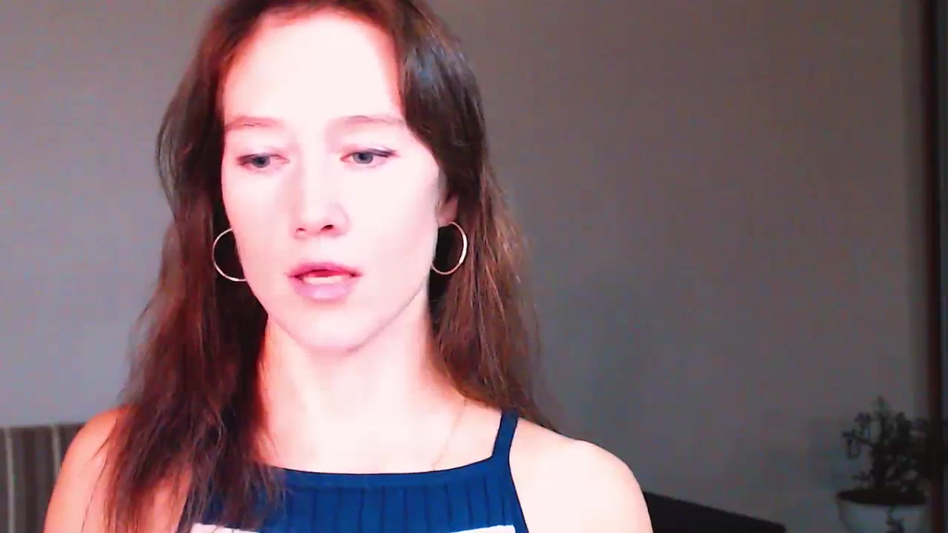 Gallery image thumbnail from ALYONKA__'s myfreecams stream on, 09/23/2023, 22:45 image 5 of 20