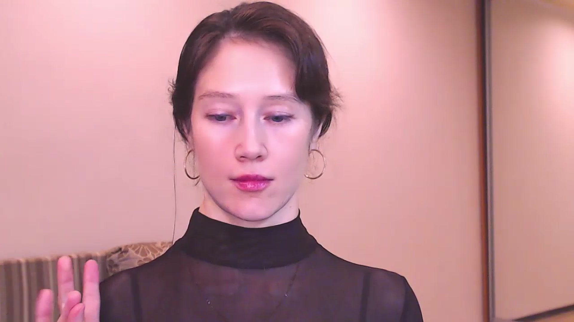 Gallery image thumbnail from ALYONKA__'s myfreecams stream on, 04/27/2024, 21:57 image 7 of 20