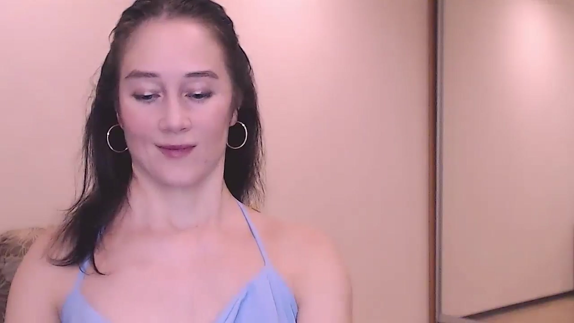 Gallery image thumbnail from ALYONKA__'s myfreecams stream on, 09/06/2025, 21:12 image 6 of 20