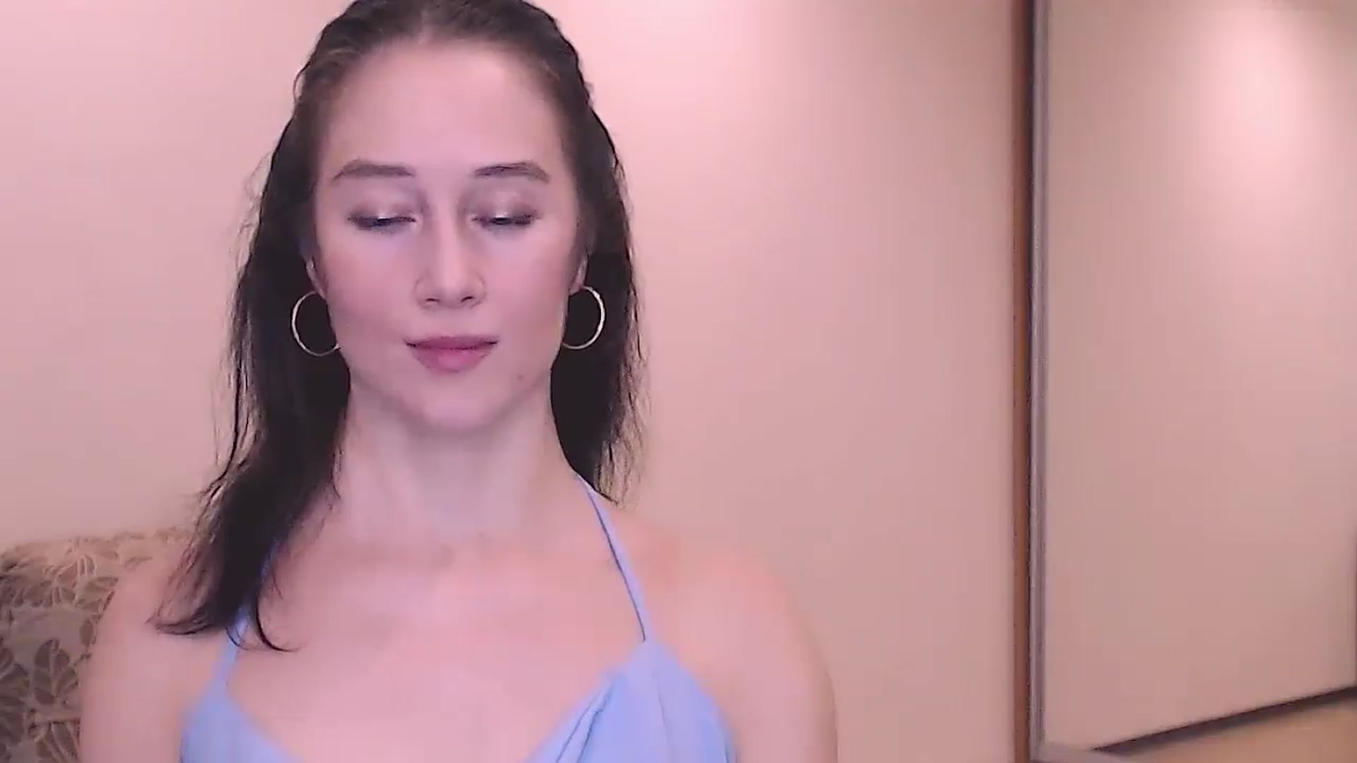 Gallery image thumbnail from ALYONKA__'s myfreecams stream on, 09/06/2025, 21:12 image 7 of 20