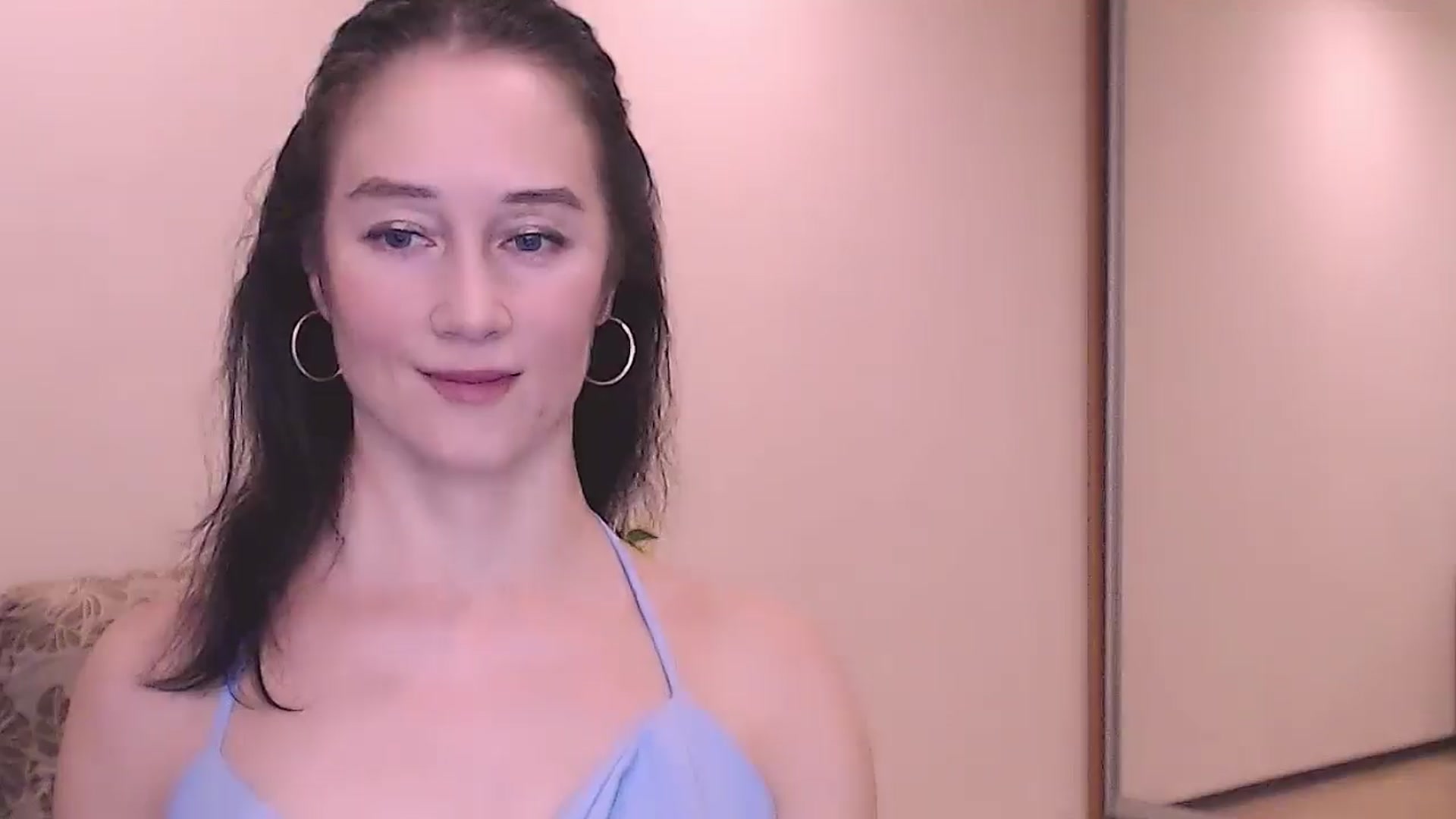 Gallery image thumbnail from ALYONKA__'s myfreecams stream on, 09/06/2025, 21:12 image 9 of 20